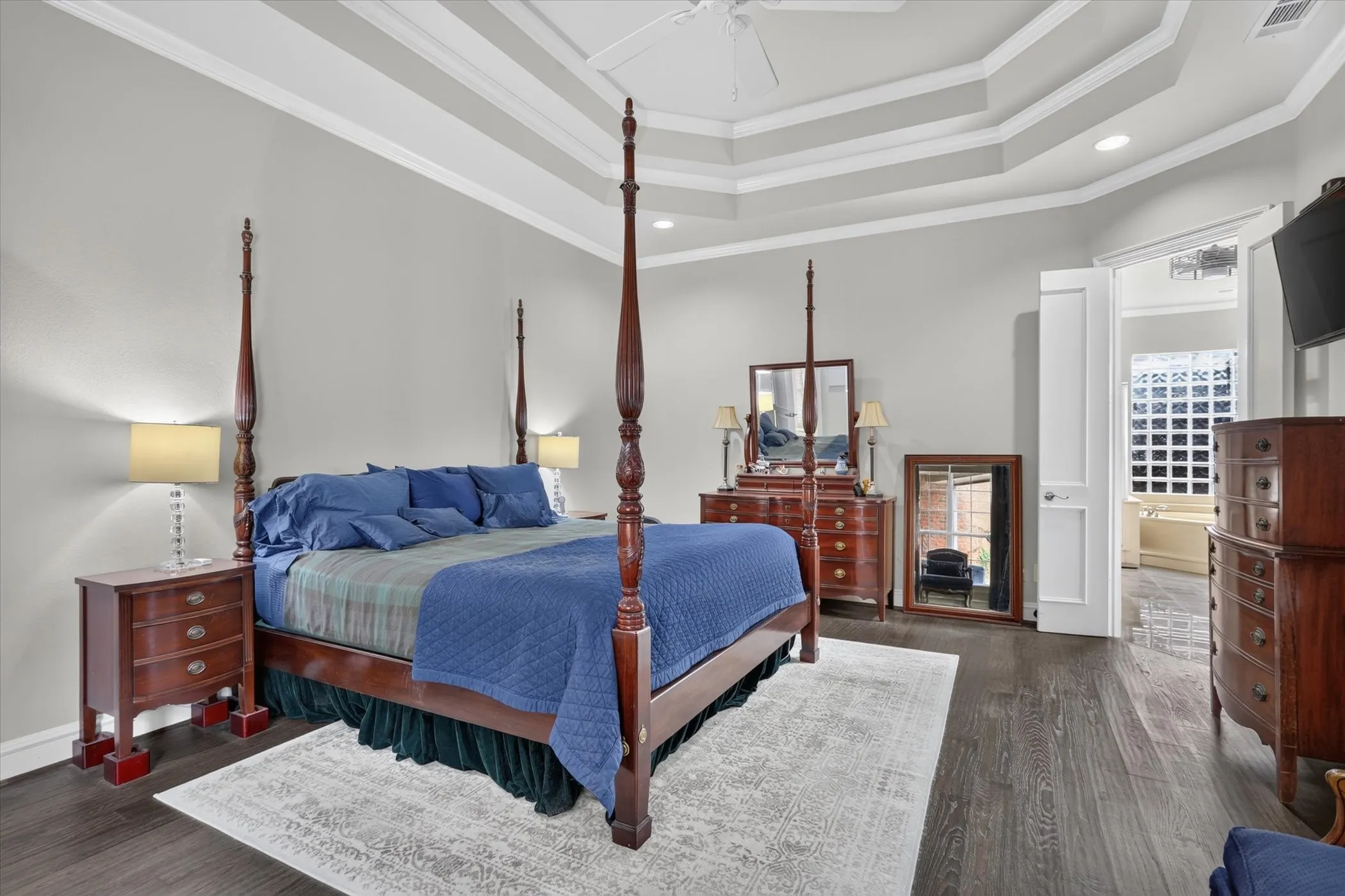 Single Family Residence For Sale in Collin County , 5144 Bellerive Drive, Dallas, Texas 75287, 4 Bedroom, 5 Bathroom, 3 Garage spaces, 4,369 Sqft, built in 1990, mls#21382682, Real Estate Agent in Dallas, Homes For Sale in Collin county, Homes For Sale in Dallas, Realtor in Dallas Texas, Real Estate Brokerage Independent Realty Texas, Luminita Cordes Realtor