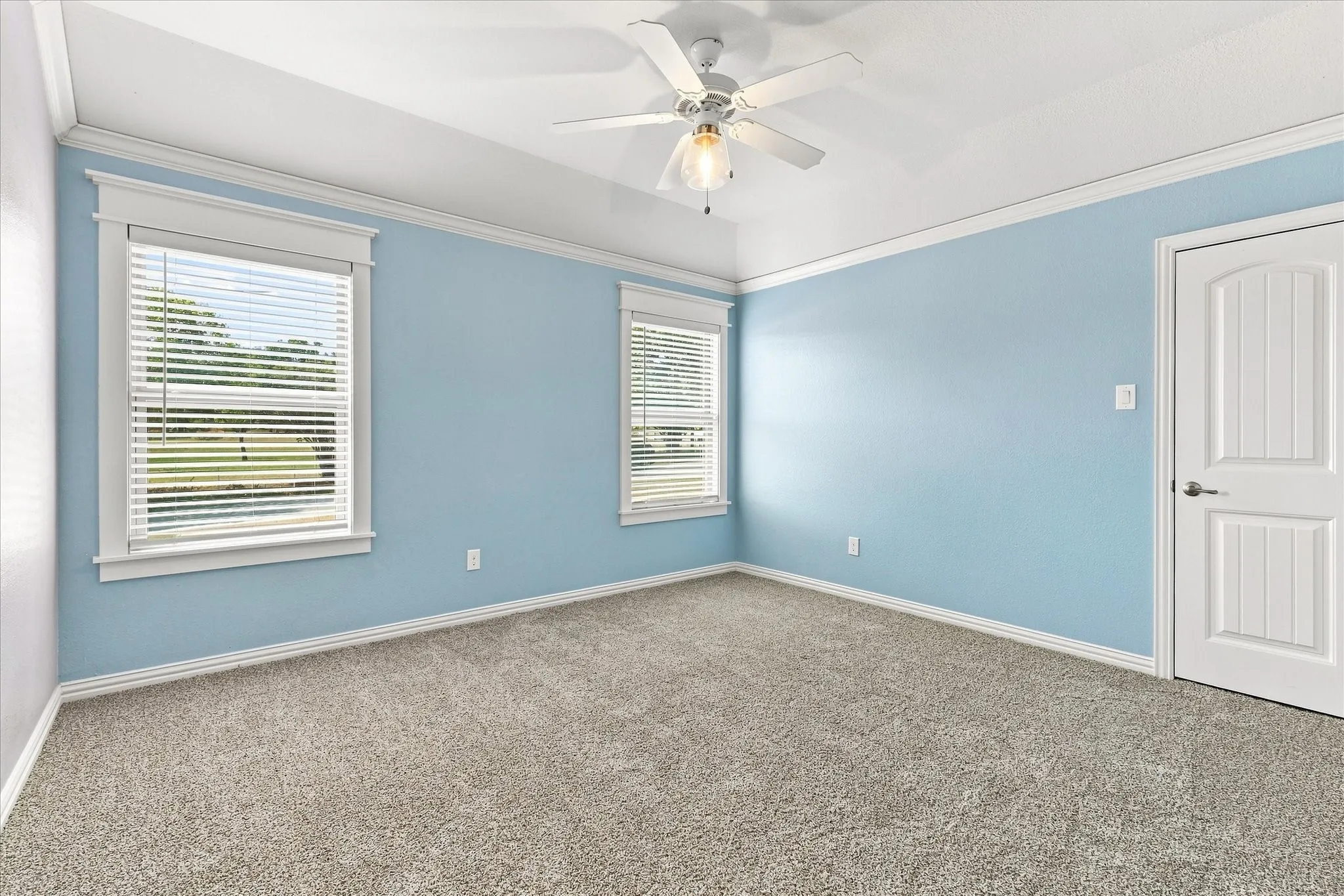 Single Family Residence For Sale in Tarrant County , 4868 Nickeldale Court, Fort Worth, Texas 76244, 4 Bedroom, 4 Bathroom, 3 Garage spaces, 3,030 Sqft, built in 2019, mls#21381715, Real Estate Agent in Fort Worth, Homes For Sale in Tarrant county, Homes For Sale in Fort Worth, Realtor in Fort Worth Texas, Real Estate Brokerage Independent Realty Texas, Luminita Cordes Realtor