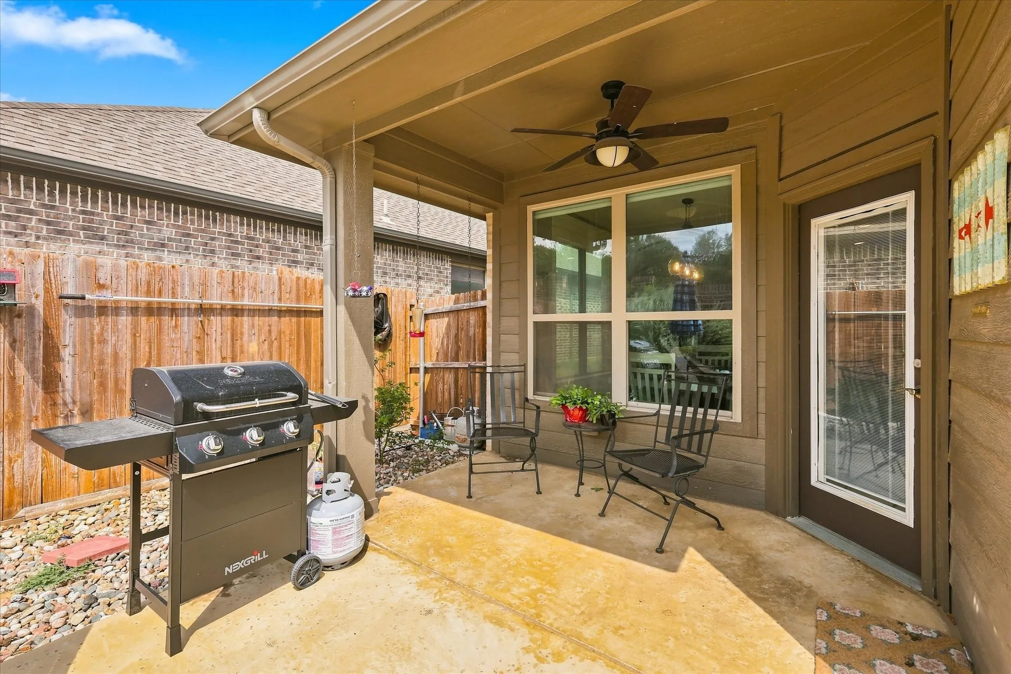 Single Family Residence For Sale in Tarrant County , 4868 Nickeldale Court, Fort Worth, Texas 76244, 4 Bedroom, 4 Bathroom, 3 Garage spaces, 3,030 Sqft, built in 2019, mls#21381715, Real Estate Agent in Fort Worth, Homes For Sale in Tarrant county, Homes For Sale in Fort Worth, Realtor in Fort Worth Texas, Real Estate Brokerage Independent Realty Texas, Luminita Cordes Realtor