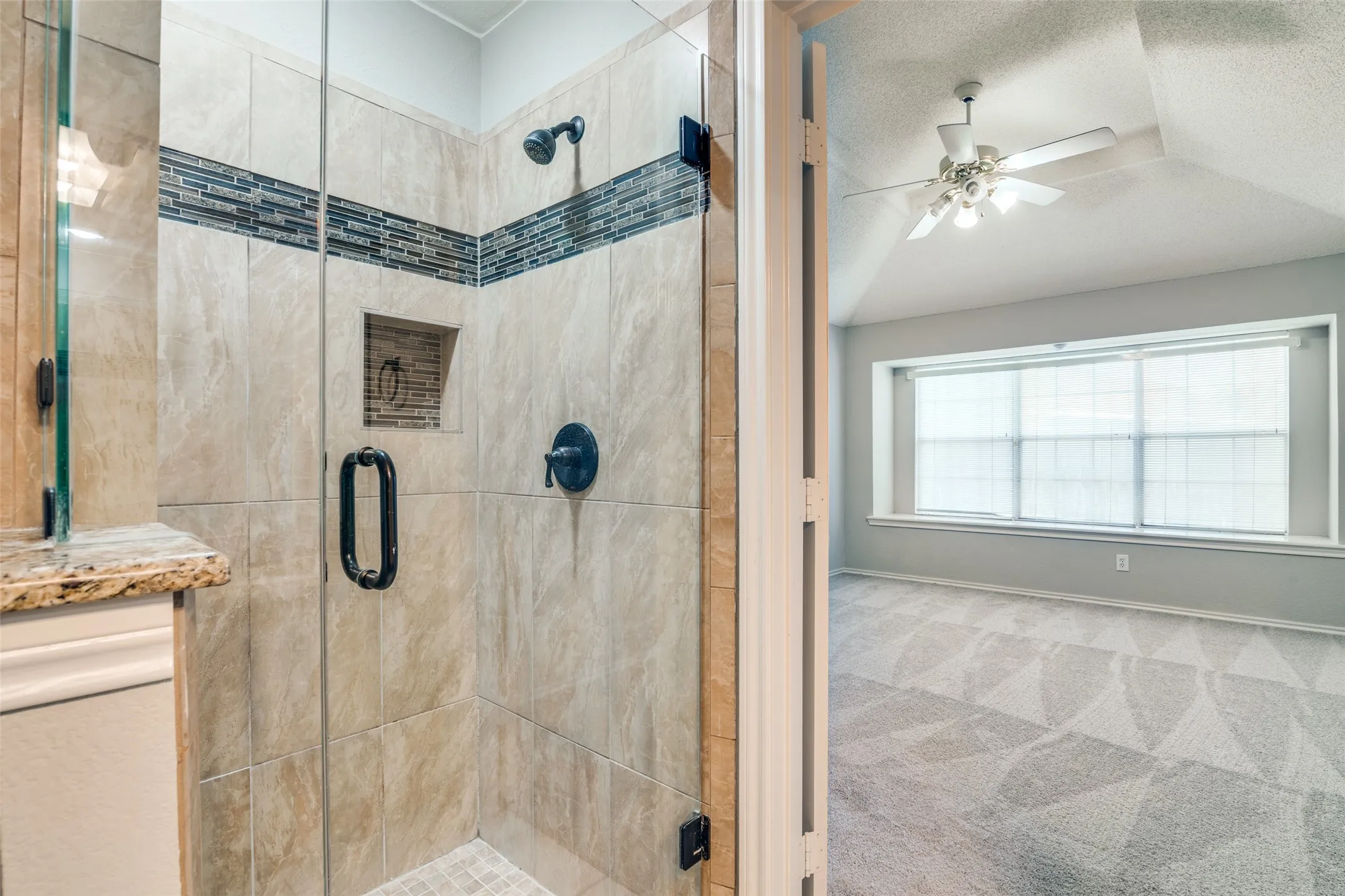 Single Family Residence For Rent in Denton County , 2916 Renaissance Circle, Dallas, Texas 75287, 3 Bedroom, 3 Bathroom, 2 Garage spaces, 1,704 Sqft, built in 1991, mls#21382695, Real Estate Agent in Dallas, Homes For Rent in Denton county, Homes For Rent in Dallas, Realtor in Dallas Texas, Real Estate Brokerage Independent Realty Texas, Luminita Cordes Realtor