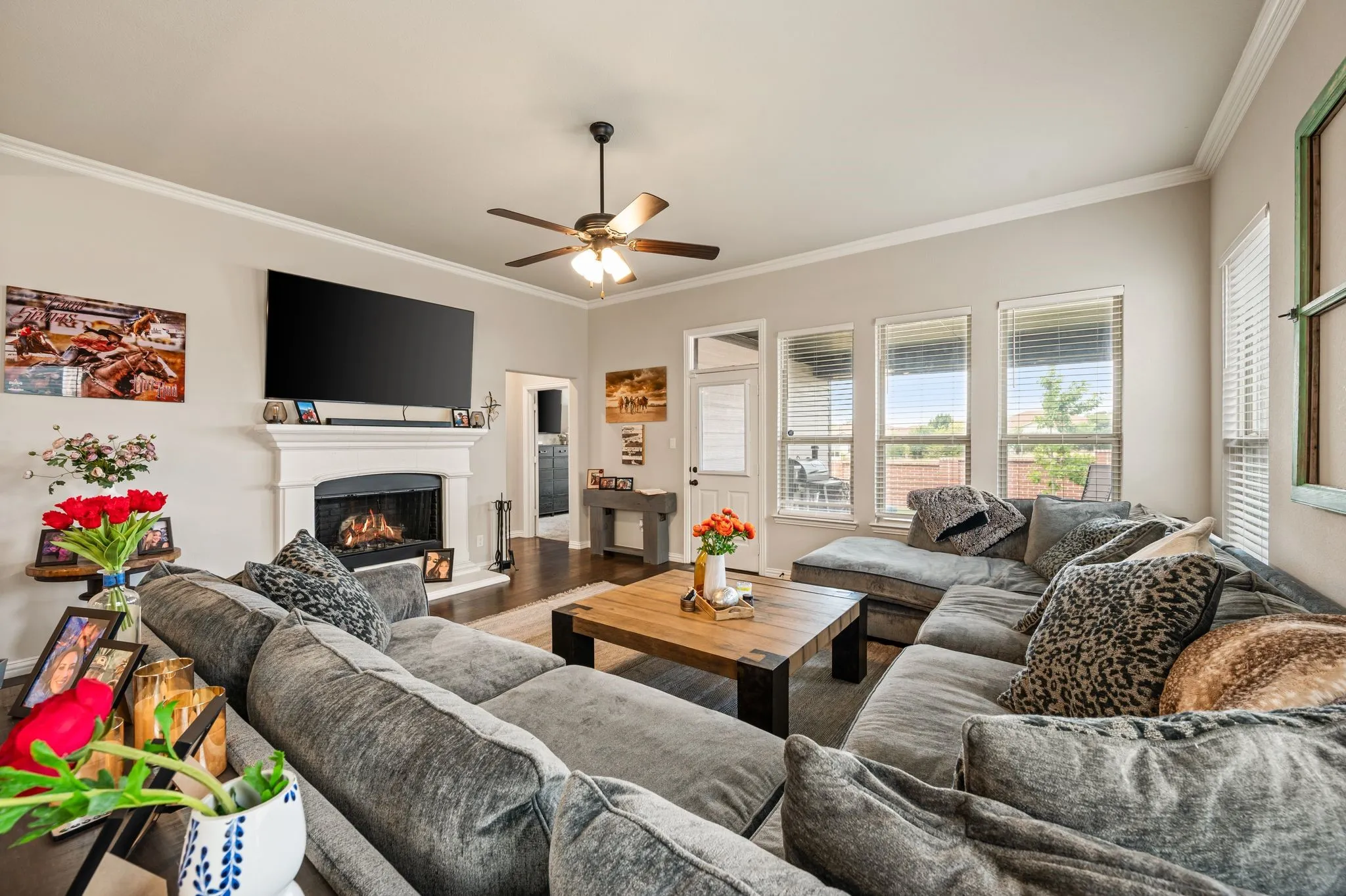 Single Family Residence For Sale in Parker County , 1504 Shindig Court, Weatherford, Texas 76087, 3 Bedroom, 2 Bathroom, 2 Garage spaces, 2,003 Sqft, built in 2020, mls#21382646, Real Estate Agent in Weatherford, Homes For Sale in Parker county, Homes For Sale in Weatherford, Realtor in Weatherford Texas, Real Estate Brokerage Independent Realty Texas, Luminita Cordes Realtor