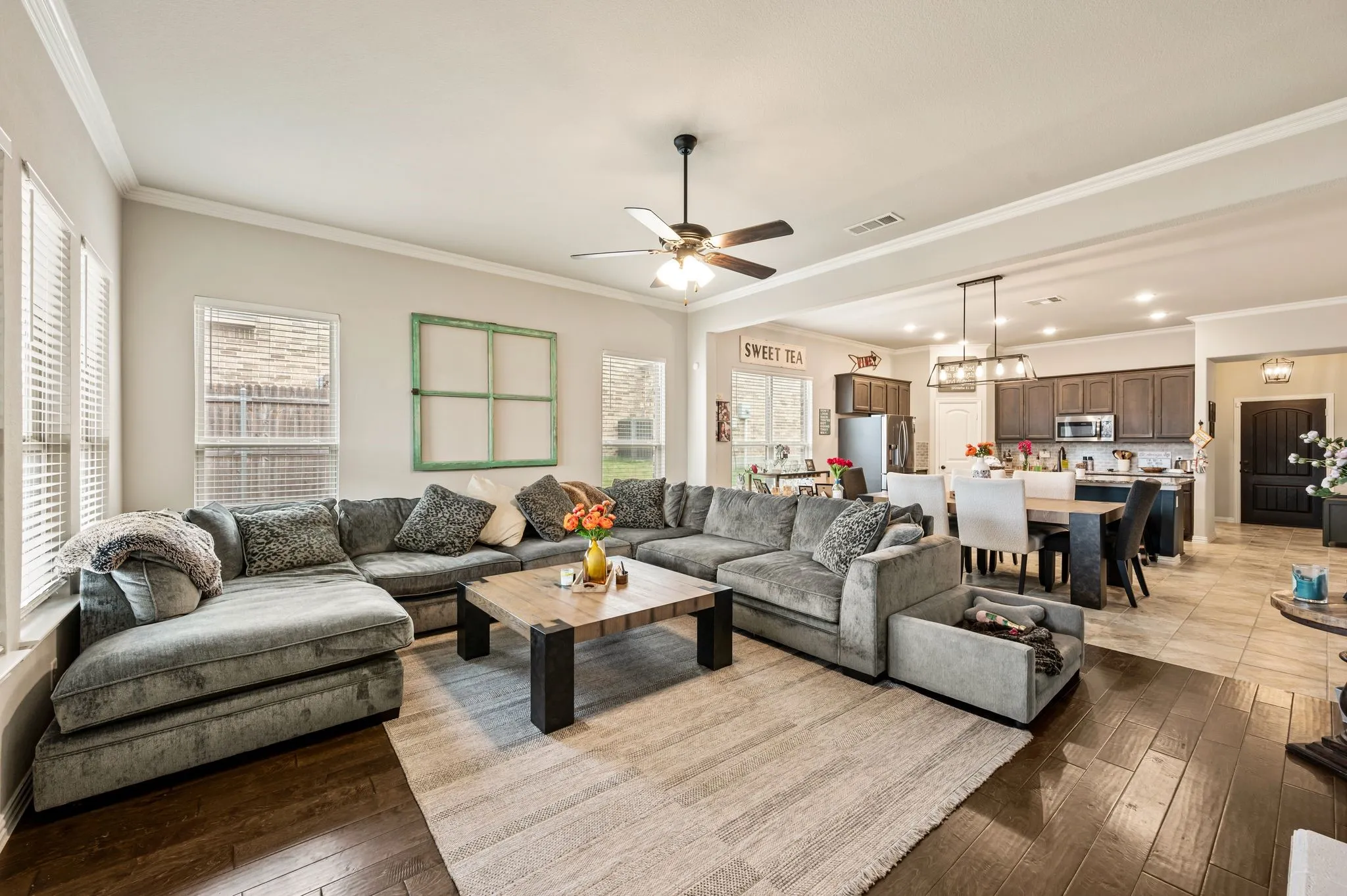 Single Family Residence For Sale in Parker County , 1504 Shindig Court, Weatherford, Texas 76087, 3 Bedroom, 2 Bathroom, 2 Garage spaces, 2,003 Sqft, built in 2020, mls#21382646, Real Estate Agent in Weatherford, Homes For Sale in Parker county, Homes For Sale in Weatherford, Realtor in Weatherford Texas, Real Estate Brokerage Independent Realty Texas, Luminita Cordes Realtor