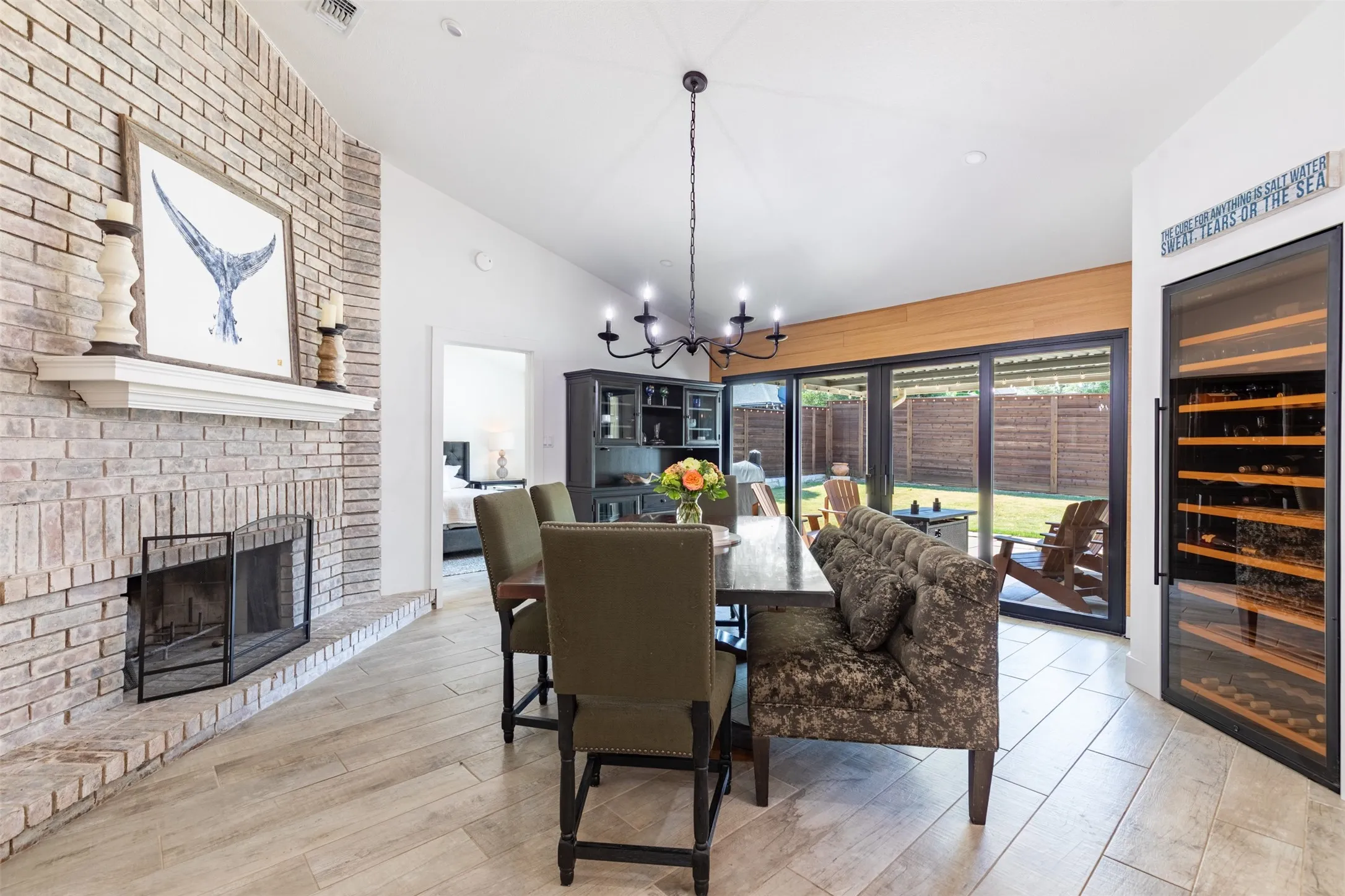 Single Family Residence For Sale in Denton County , 2941 Downing Street, Flower Mound, Texas 75028, 4 Bedroom, 2 Bathroom, 2 Garage spaces, 1,895 Sqft, built in 1986, mls#21381869, Real Estate Agent in Flower Mound, Homes For Sale in Denton county, Homes For Sale in Flower Mound, Realtor in Flower Mound Texas, Real Estate Brokerage Independent Realty Texas, Luminita Cordes Realtor