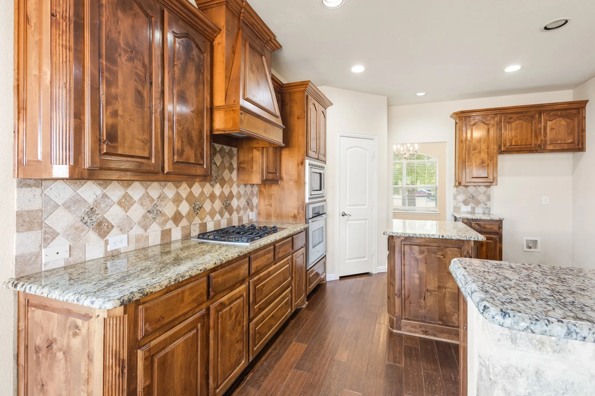Single Family Residence For Rent in Tarrant County , 8224 Summerview Court, Fort Worth, Texas 76123, 4 Bedroom, 3 Bathroom, 2 Garage spaces, 2,818 Sqft, built in 2009, mls#21382708, Real Estate Agent in Fort Worth, Homes For Rent in Tarrant county, Homes For Rent in Fort Worth, Realtor in Fort Worth Texas, Real Estate Brokerage Independent Realty Texas, Luminita Cordes Realtor