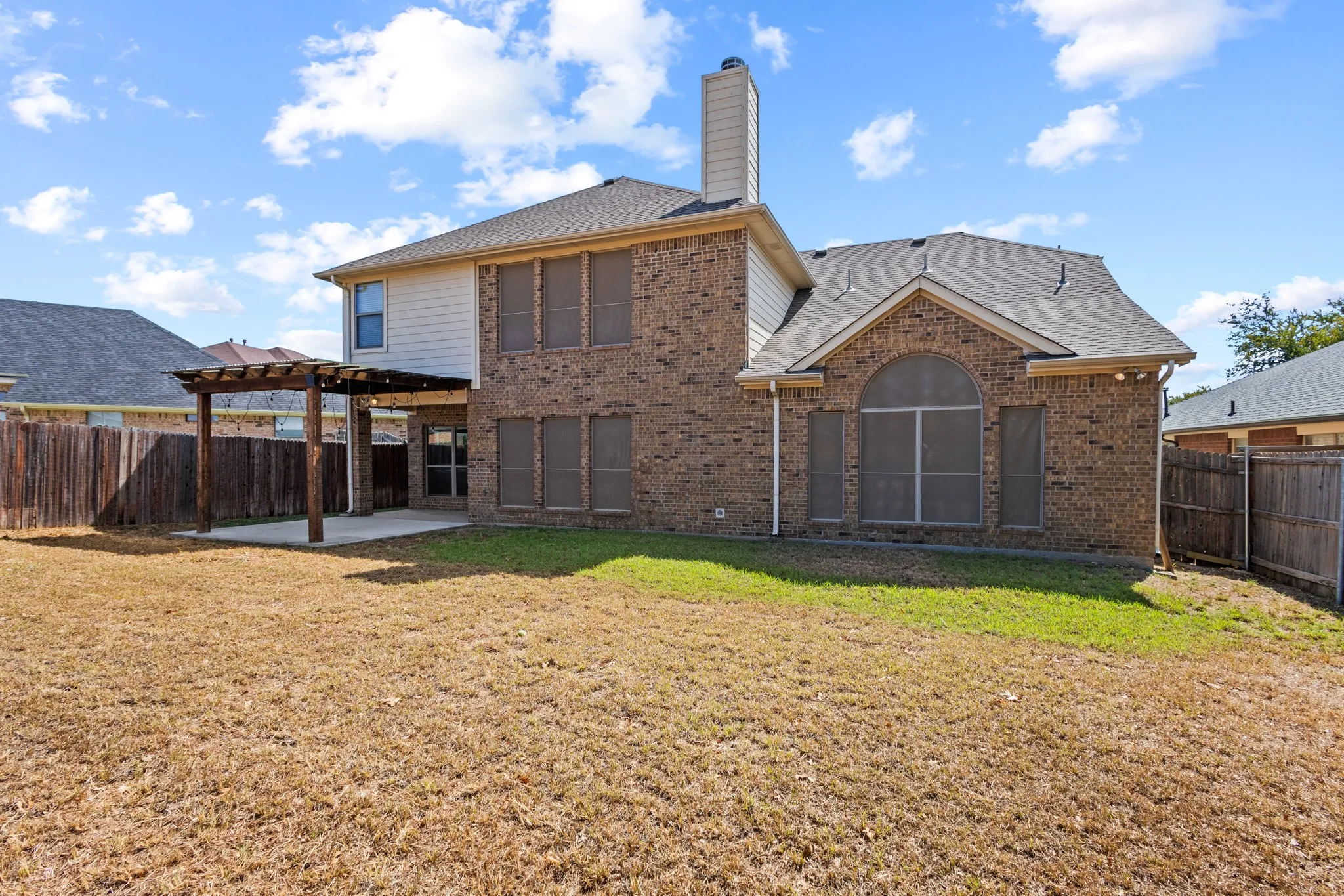 Single Family Residence For Rent in Tarrant County , 8224 Summerview Court, Fort Worth, Texas 76123, 4 Bedroom, 3 Bathroom, 2 Garage spaces, 2,818 Sqft, built in 2009, mls#21382708, Real Estate Agent in Fort Worth, Homes For Rent in Tarrant county, Homes For Rent in Fort Worth, Realtor in Fort Worth Texas, Real Estate Brokerage Independent Realty Texas, Luminita Cordes Realtor