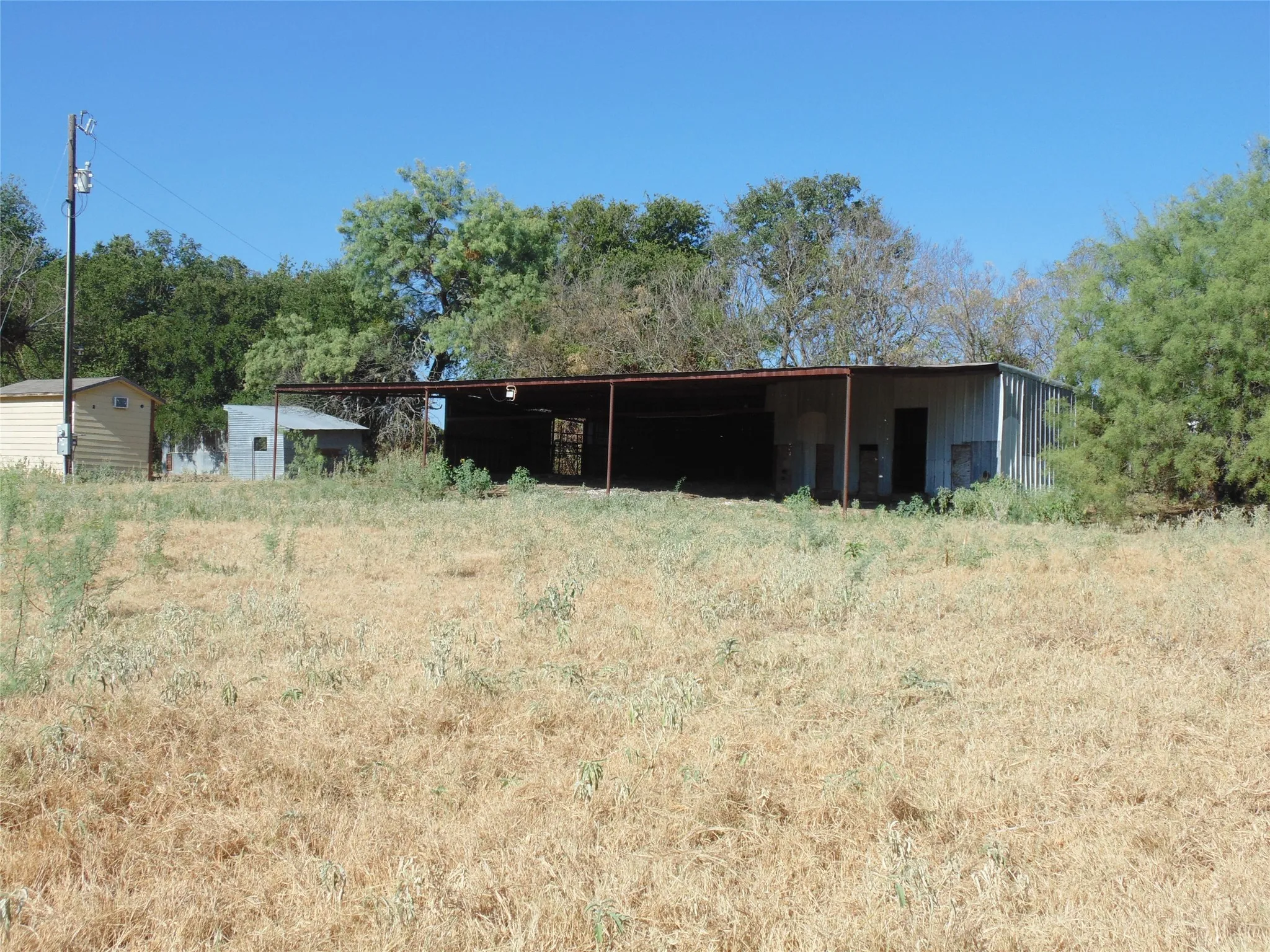Ranch For Sale in Comanche County , 699 County Road 260, Gustine, Texas 76455, 0, 0, Garage spaces, 0 Sqft, built in 2005, mls#21380867, Real Estate Agent in Gustine, Homes For Sale in Comanche county, Homes For Sale in Gustine, Realtor in Gustine Texas, Real Estate Brokerage Independent Realty Texas, Luminita Cordes Realtor