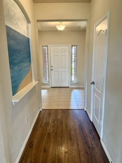 Single Family Residence For Rent in Denton County , 917 Bird Creek Drive, Little Elm, Texas 75068, 3 Bedroom, 2 Bathroom, 2 Garage spaces, 1,713 Sqft, built in 2017, mls#21382714, Real Estate Agent in Little Elm, Homes For Rent in Denton county, Homes For Rent in Little Elm, Realtor in Little Elm Texas, Real Estate Brokerage Independent Realty Texas, Luminita Cordes Realtor