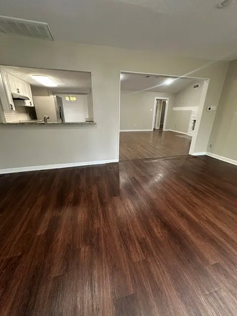 Single Family Residence For Sale in Dallas County , 3614 Skyline Drive, Rowlett, Texas 75088, 4 Bedroom, 2 Bathroom, Garage spaces, 2,012 Sqft, built in 1972, mls#21380405, Real Estate Agent in Rowlett, Homes For Sale in Dallas county, Homes For Sale in Rowlett, Realtor in Rowlett Texas, Real Estate Brokerage Independent Realty Texas, Luminita Cordes Realtor