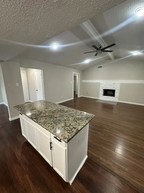 Single Family Residence For Sale in Dallas County , 3614 Skyline Drive, Rowlett, Texas 75088, 4 Bedroom, 2 Bathroom, Garage spaces, 2,012 Sqft, built in 1972, mls#21380405, Real Estate Agent in Rowlett, Homes For Sale in Dallas county, Homes For Sale in Rowlett, Realtor in Rowlett Texas, Real Estate Brokerage Independent Realty Texas, Luminita Cordes Realtor