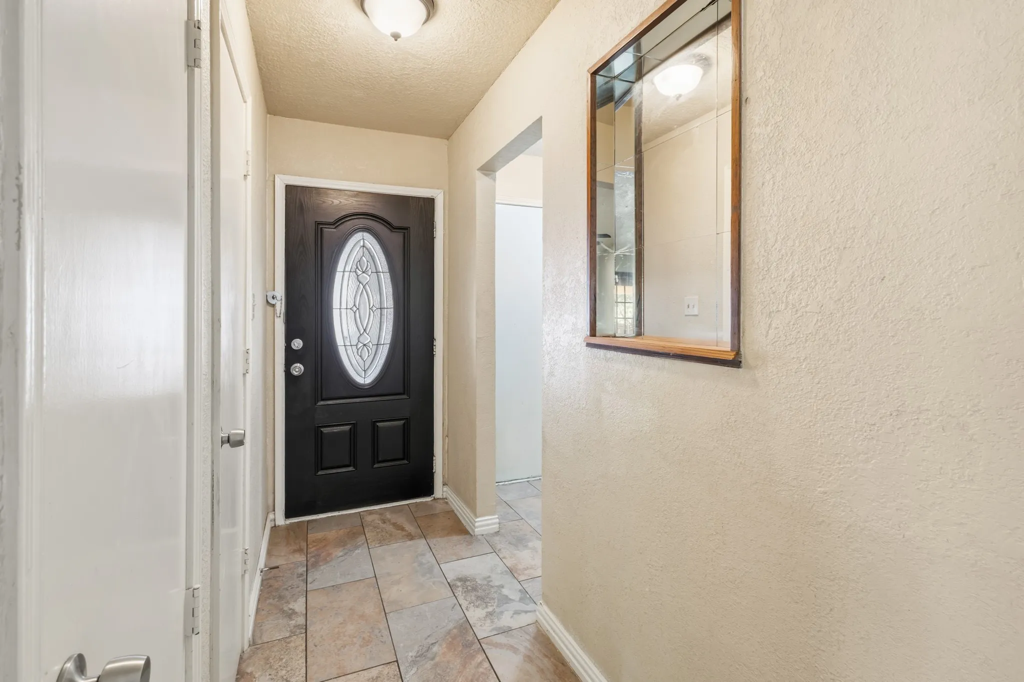 Single Family Residence For Rent in Tarrant County , 6229 Maple Springs Drive, Arlington, Texas 76001, 3 Bedroom, 2 Bathroom, 2 Garage spaces, 1,798 Sqft, built in 1983, mls#21382730, Real Estate Agent in Arlington, Homes For Rent in Tarrant county, Homes For Rent in Arlington, Realtor in Arlington Texas, Real Estate Brokerage Independent Realty Texas, Luminita Cordes Realtor