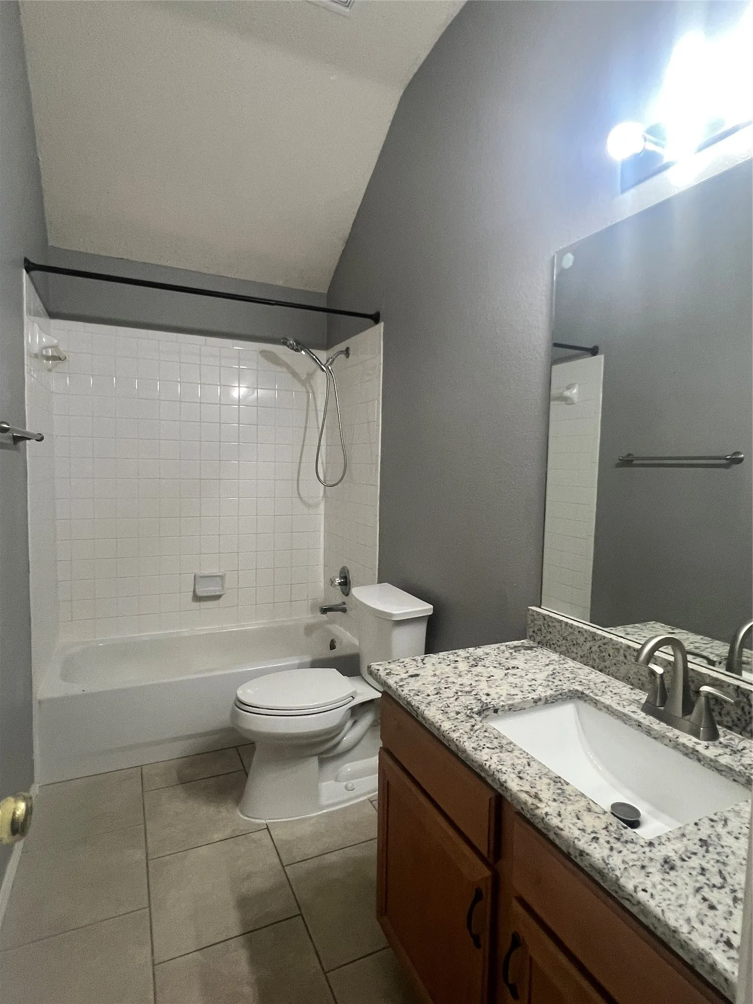 Single Family Residence For Rent in Tarrant County , 2607 Ridgeoak Trail, Mansfield, Texas 76063, 3 Bedroom, 2 Bathroom, 2 Garage spaces, 2,544 Sqft, built in 2000, mls#21382731, Real Estate Agent in Mansfield, Homes For Rent in Tarrant county, Homes For Rent in Mansfield, Realtor in Mansfield Texas, Real Estate Brokerage Independent Realty Texas, Luminita Cordes Realtor