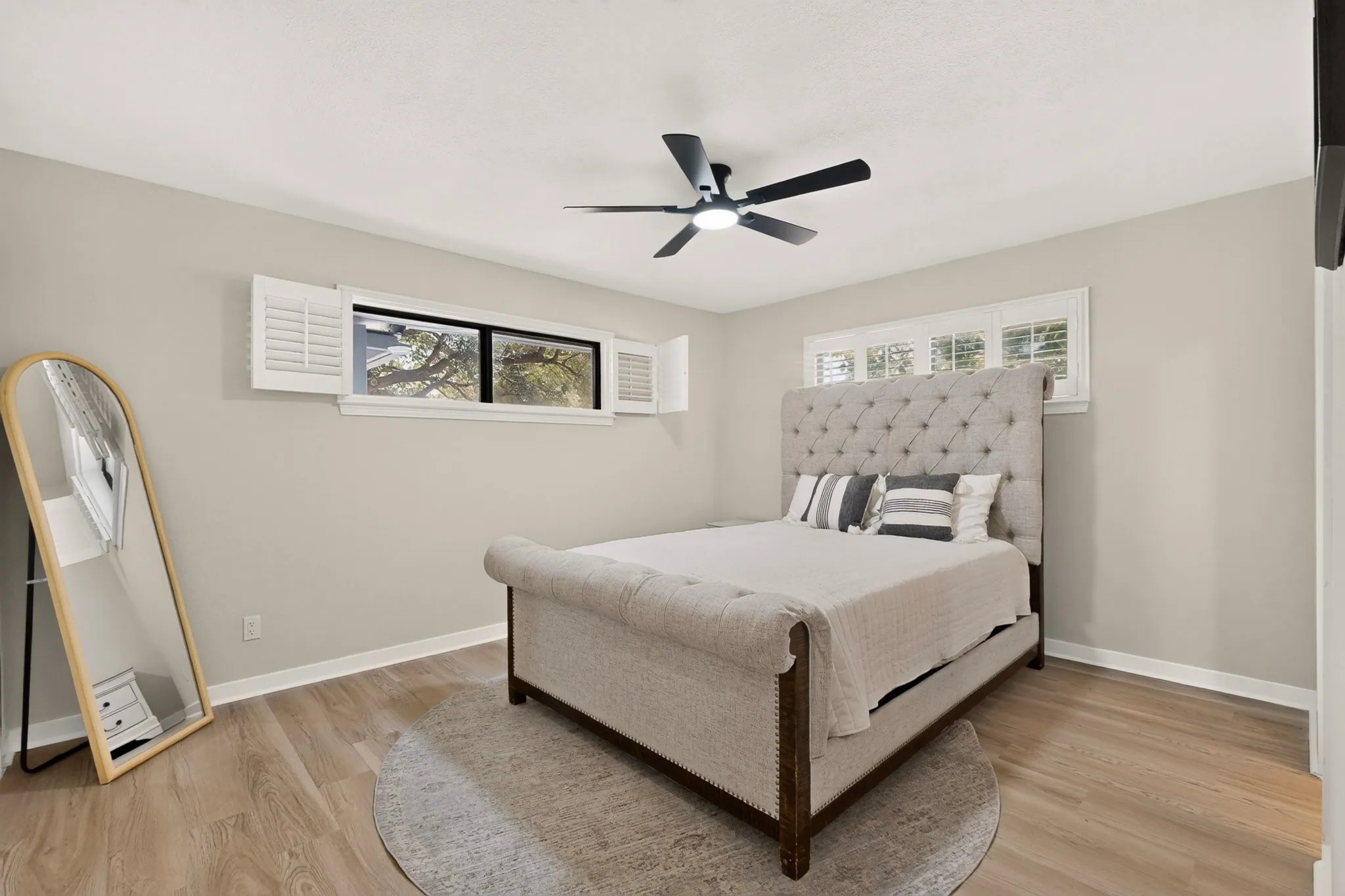 Single Family Residence For Sale in Dallas County , 3938 Roanoke Drive, Garland, Texas 75041, 3 Bedroom, 2 Bathroom, 2 Garage spaces, 1,641 Sqft, built in 1969, mls#21382736, Real Estate Agent in Garland, Homes For Sale in Dallas county, Homes For Sale in Garland, Realtor in Garland Texas, Real Estate Brokerage Independent Realty Texas, Luminita Cordes Realtor