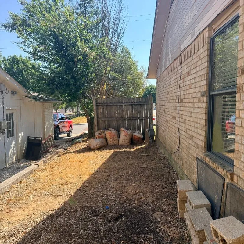 Single Family Residence For Sale in Denton County , 807 Mack Drive, Denton, Texas 76209, 3 Bedroom, 1 Bathroom, 1 Garage spaces, 1,315 Sqft, built in 1984, mls#21380834, Real Estate Agent in Denton, Homes For Sale in Denton county, Homes For Sale in Denton, Realtor in Denton Texas, Real Estate Brokerage Independent Realty Texas, Luminita Cordes Realtor