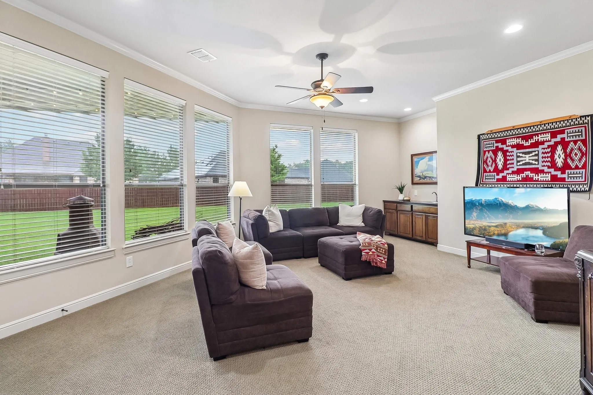 Single Family Residence For Sale in Ellis County , 7209 Hill Country Court, Midlothian, Texas 76065, 4 Bedroom, 3 Bathroom, 3 Garage spaces, 3,370 Sqft, built in 2008, mls#21382740, Real Estate Agent in Midlothian, Homes For Sale in Ellis county, Homes For Sale in Midlothian, Realtor in Midlothian Texas, Real Estate Brokerage Independent Realty Texas, Luminita Cordes Realtor
