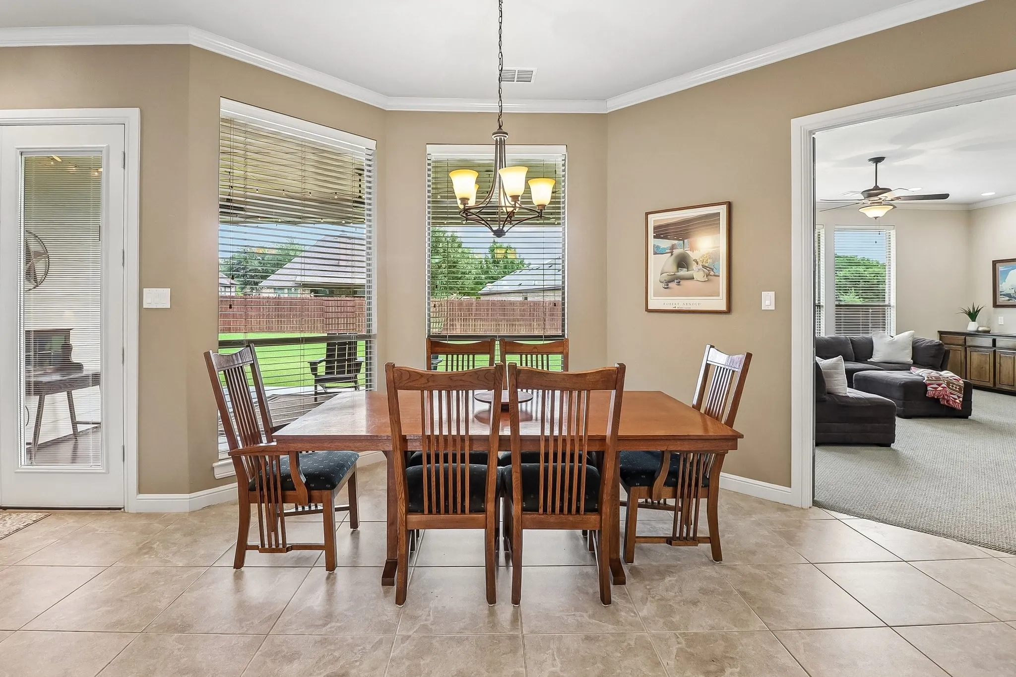 Single Family Residence For Sale in Ellis County , 7209 Hill Country Court, Midlothian, Texas 76065, 4 Bedroom, 3 Bathroom, 3 Garage spaces, 3,370 Sqft, built in 2008, mls#21382740, Real Estate Agent in Midlothian, Homes For Sale in Ellis county, Homes For Sale in Midlothian, Realtor in Midlothian Texas, Real Estate Brokerage Independent Realty Texas, Luminita Cordes Realtor