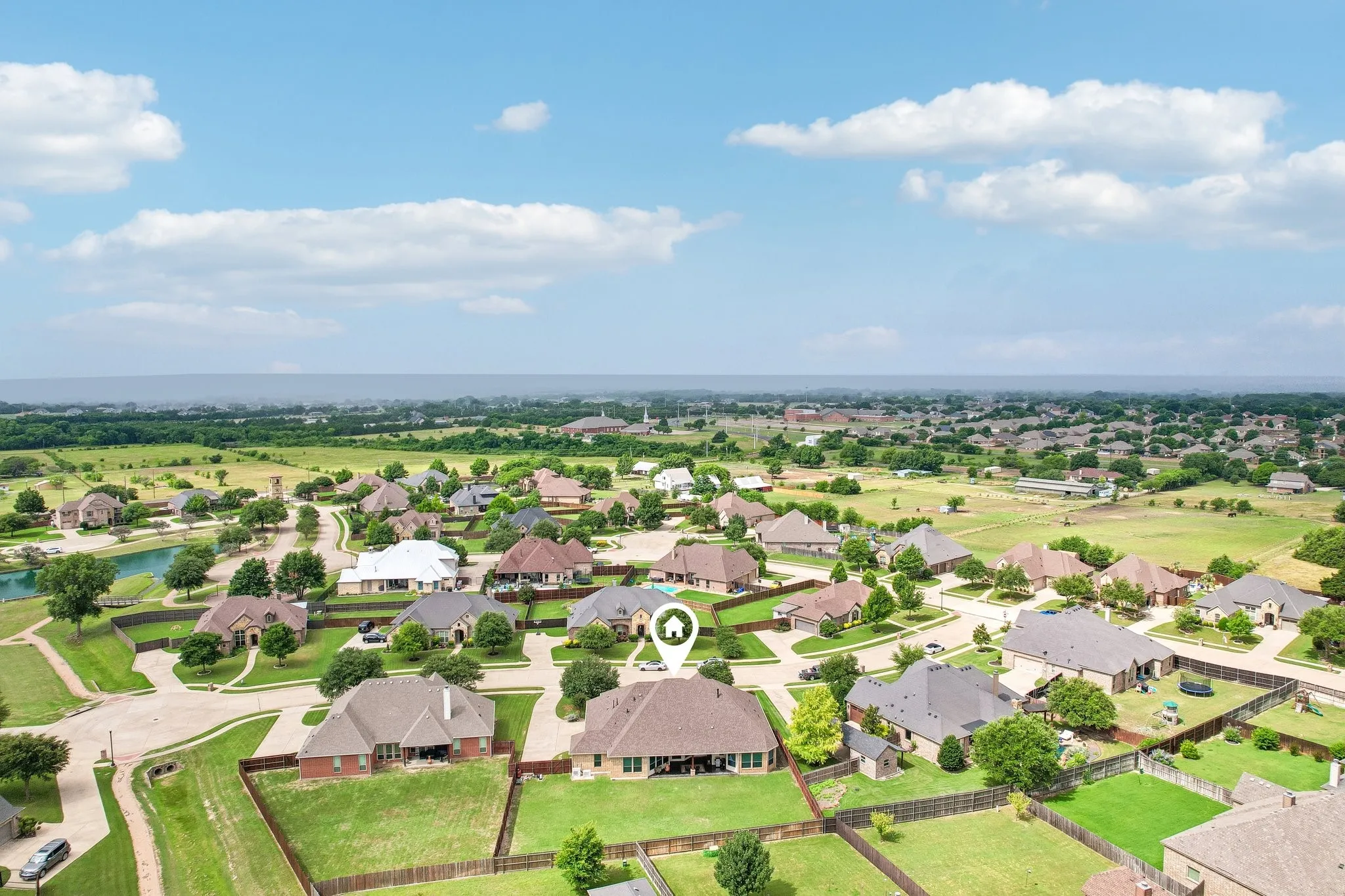 Single Family Residence For Sale in Ellis County , 7209 Hill Country Court, Midlothian, Texas 76065, 4 Bedroom, 3 Bathroom, 3 Garage spaces, 3,370 Sqft, built in 2008, mls#21382740, Real Estate Agent in Midlothian, Homes For Sale in Ellis county, Homes For Sale in Midlothian, Realtor in Midlothian Texas, Real Estate Brokerage Independent Realty Texas, Luminita Cordes Realtor