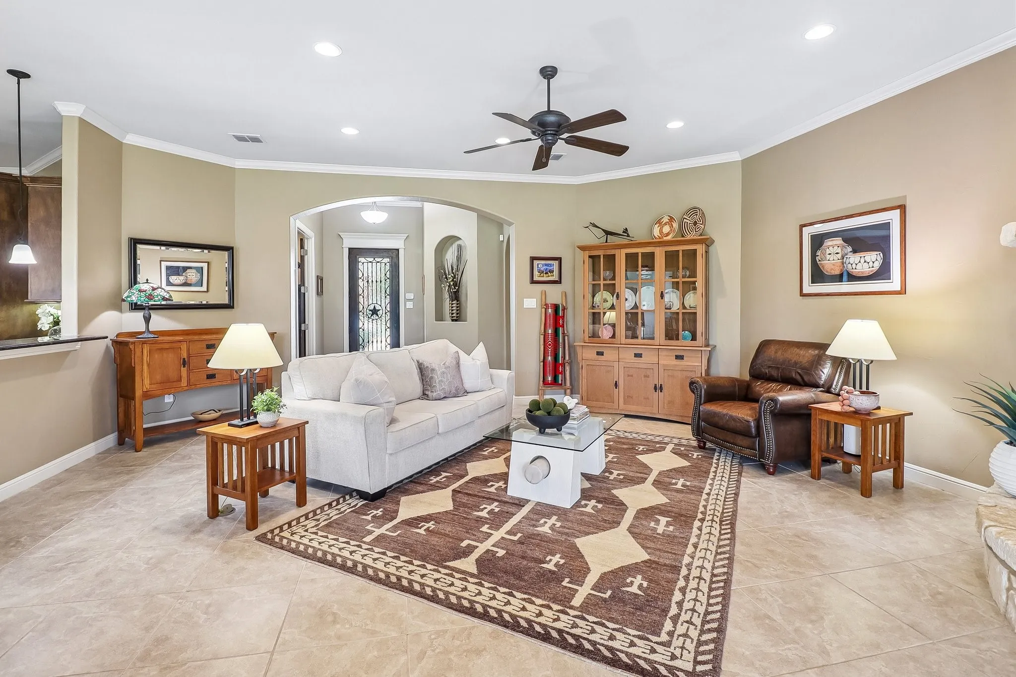 Single Family Residence For Sale in Ellis County , 7209 Hill Country Court, Midlothian, Texas 76065, 4 Bedroom, 3 Bathroom, 3 Garage spaces, 3,370 Sqft, built in 2008, mls#21382740, Real Estate Agent in Midlothian, Homes For Sale in Ellis county, Homes For Sale in Midlothian, Realtor in Midlothian Texas, Real Estate Brokerage Independent Realty Texas, Luminita Cordes Realtor