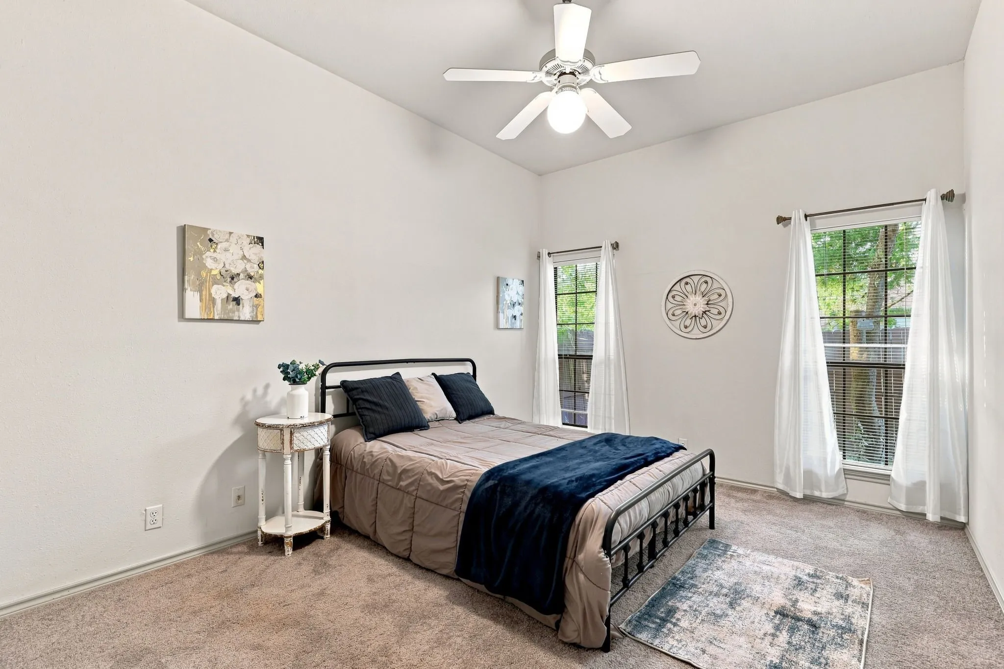 Single Family Residence For Sale in Grayson County , 1407 W Mulberry Street, Sherman, Texas 75092, 3 Bedroom, 2 Bathroom, 2 Garage spaces, 2,265 Sqft, built in 1992, mls#21382729, Real Estate Agent in Sherman, Homes For Sale in Grayson county, Homes For Sale in Sherman, Realtor in Sherman Texas, Real Estate Brokerage Independent Realty Texas, Luminita Cordes Realtor