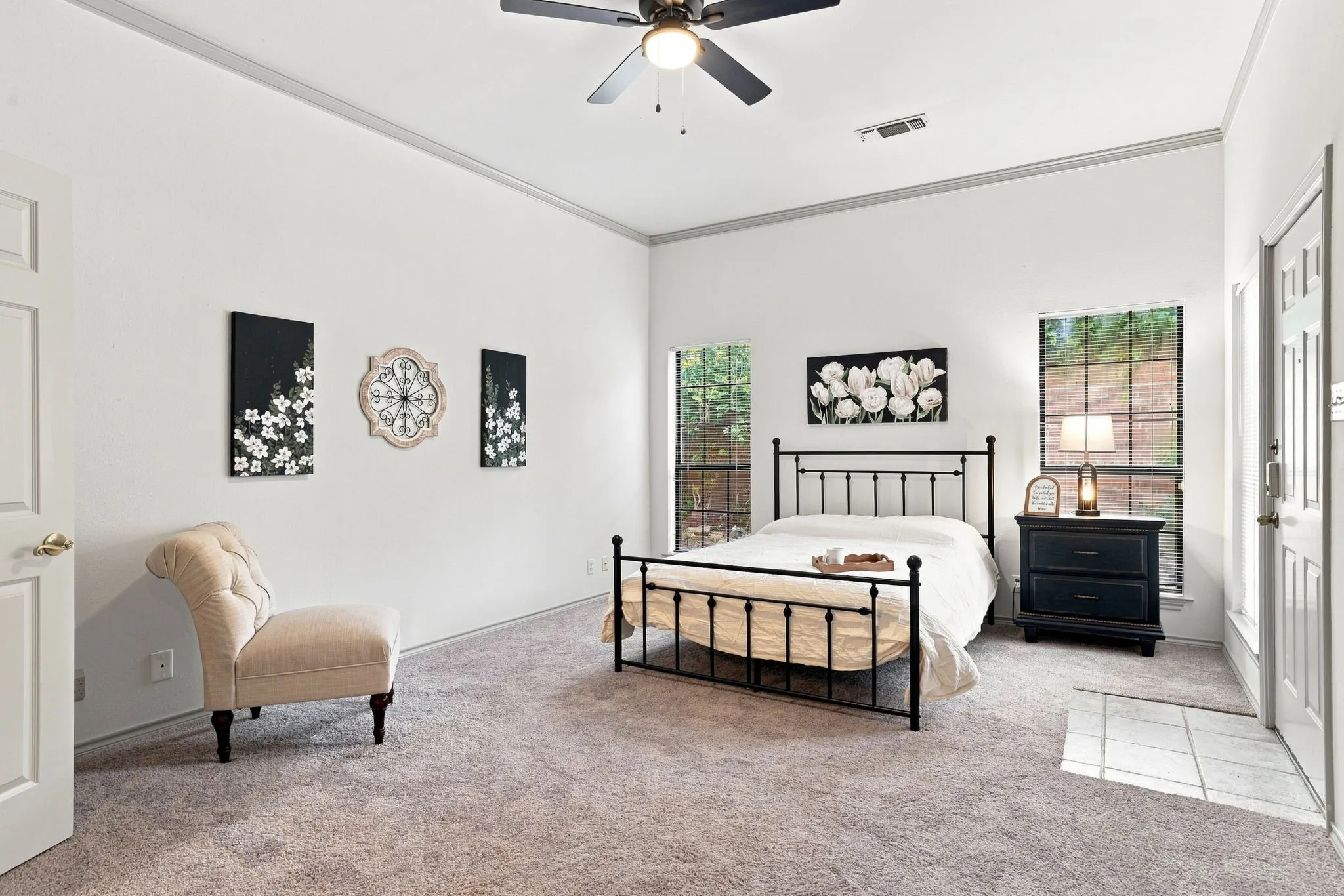 Single Family Residence For Sale in Grayson County , 1407 W Mulberry Street, Sherman, Texas 75092, 3 Bedroom, 2 Bathroom, 2 Garage spaces, 2,265 Sqft, built in 1992, mls#21382729, Real Estate Agent in Sherman, Homes For Sale in Grayson county, Homes For Sale in Sherman, Realtor in Sherman Texas, Real Estate Brokerage Independent Realty Texas, Luminita Cordes Realtor