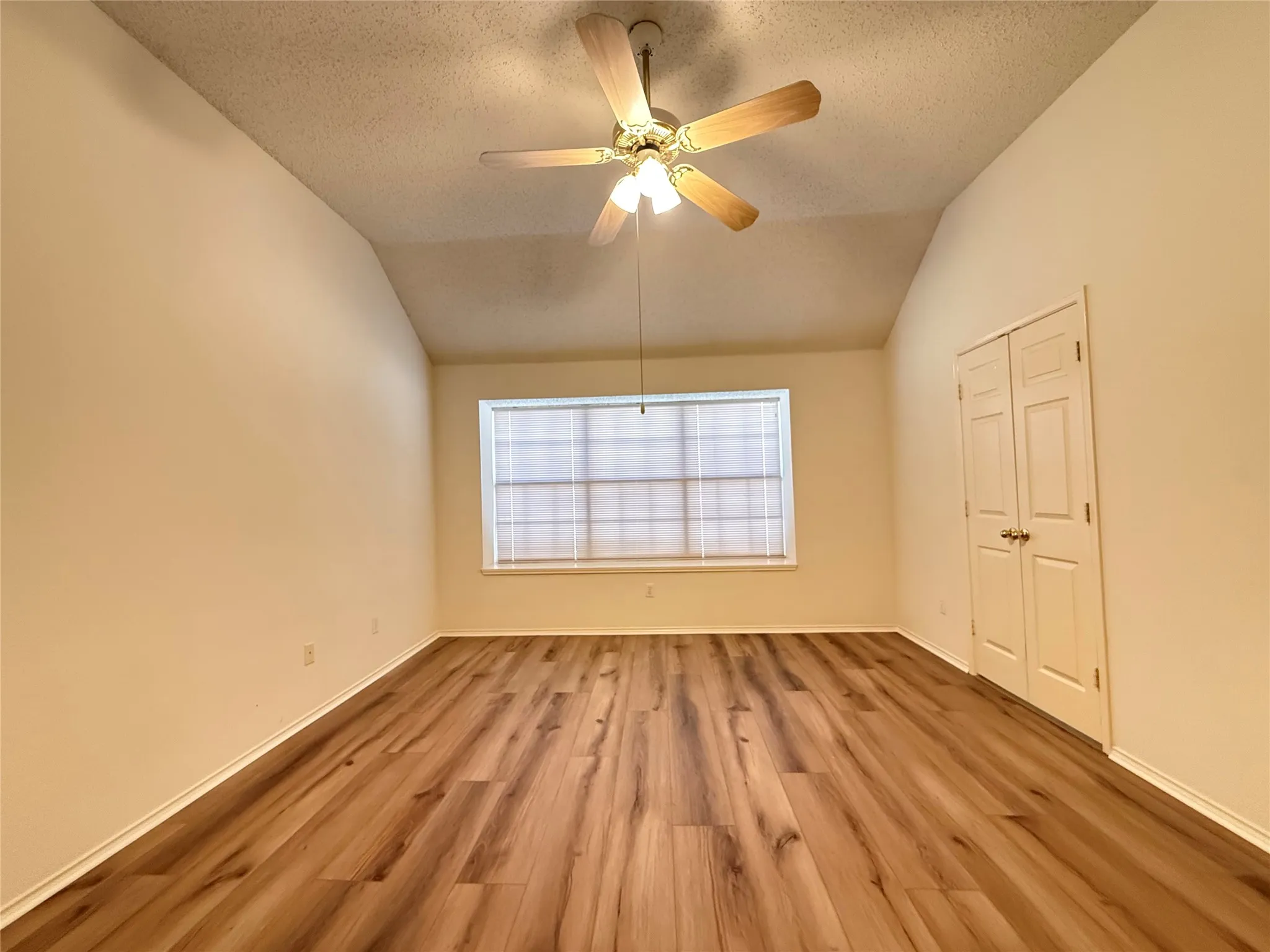 Single Family Residence For Rent in Collin County , 7213 Randall Way, Plano, Texas 75025, 4 Bedroom, 2 Bathroom, 2 Garage spaces, 2,140 Sqft, built in 1996, mls#21382745, Real Estate Agent in Plano, Homes For Rent in Collin county, Homes For Rent in Plano, Realtor in Plano Texas, Real Estate Brokerage Independent Realty Texas, Luminita Cordes Realtor