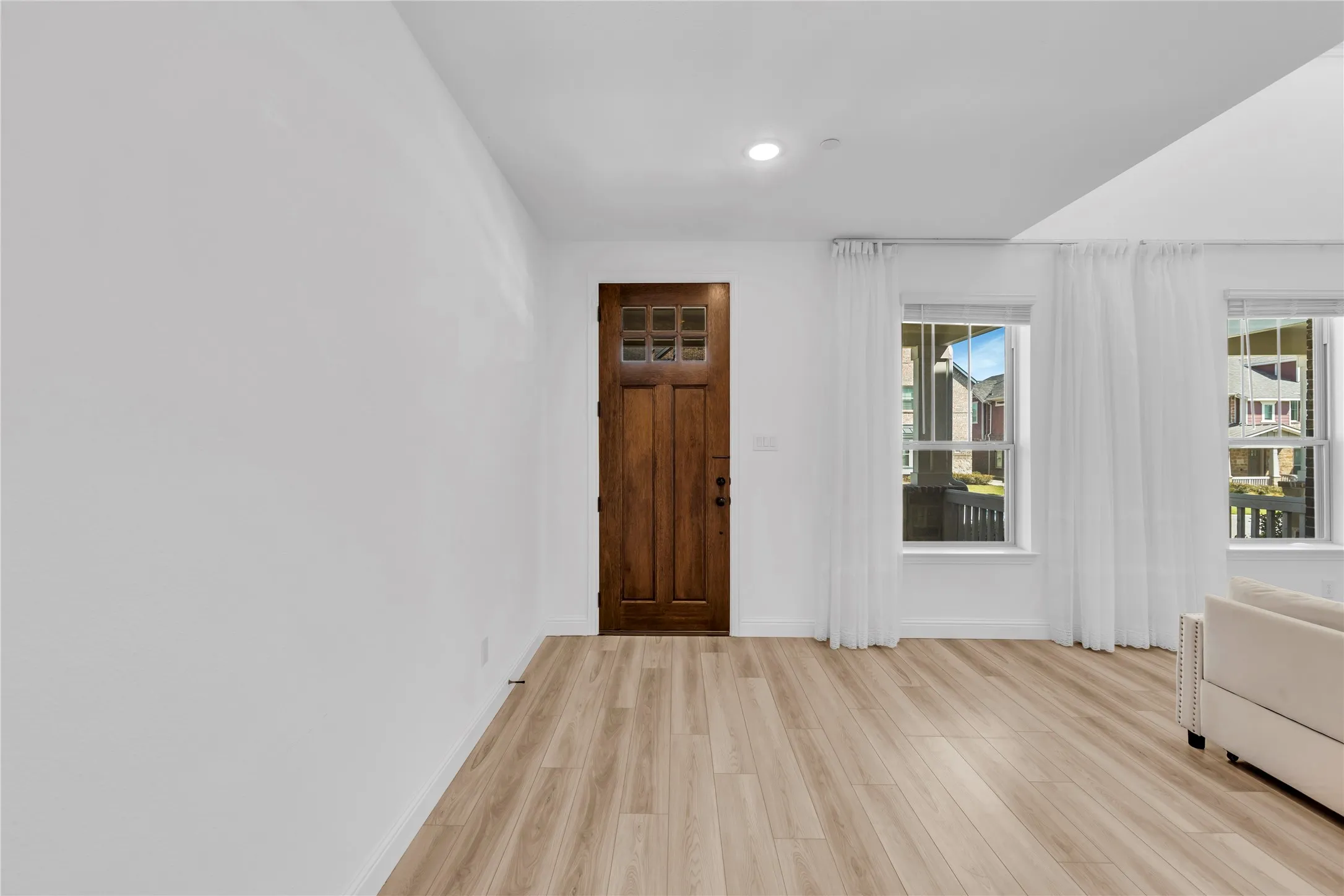 Townhouse For Sale in Dallas County , 2610 Settlers Place, Garland, Texas 75042, 2 Bedroom, 3 Bathroom, 2 Garage spaces, 1,510 Sqft, built in 2023, mls#21380190, Real Estate Agent in Garland, Homes For Sale in Dallas county, Homes For Sale in Garland, Realtor in Garland Texas, Real Estate Brokerage Independent Realty Texas, Luminita Cordes Realtor