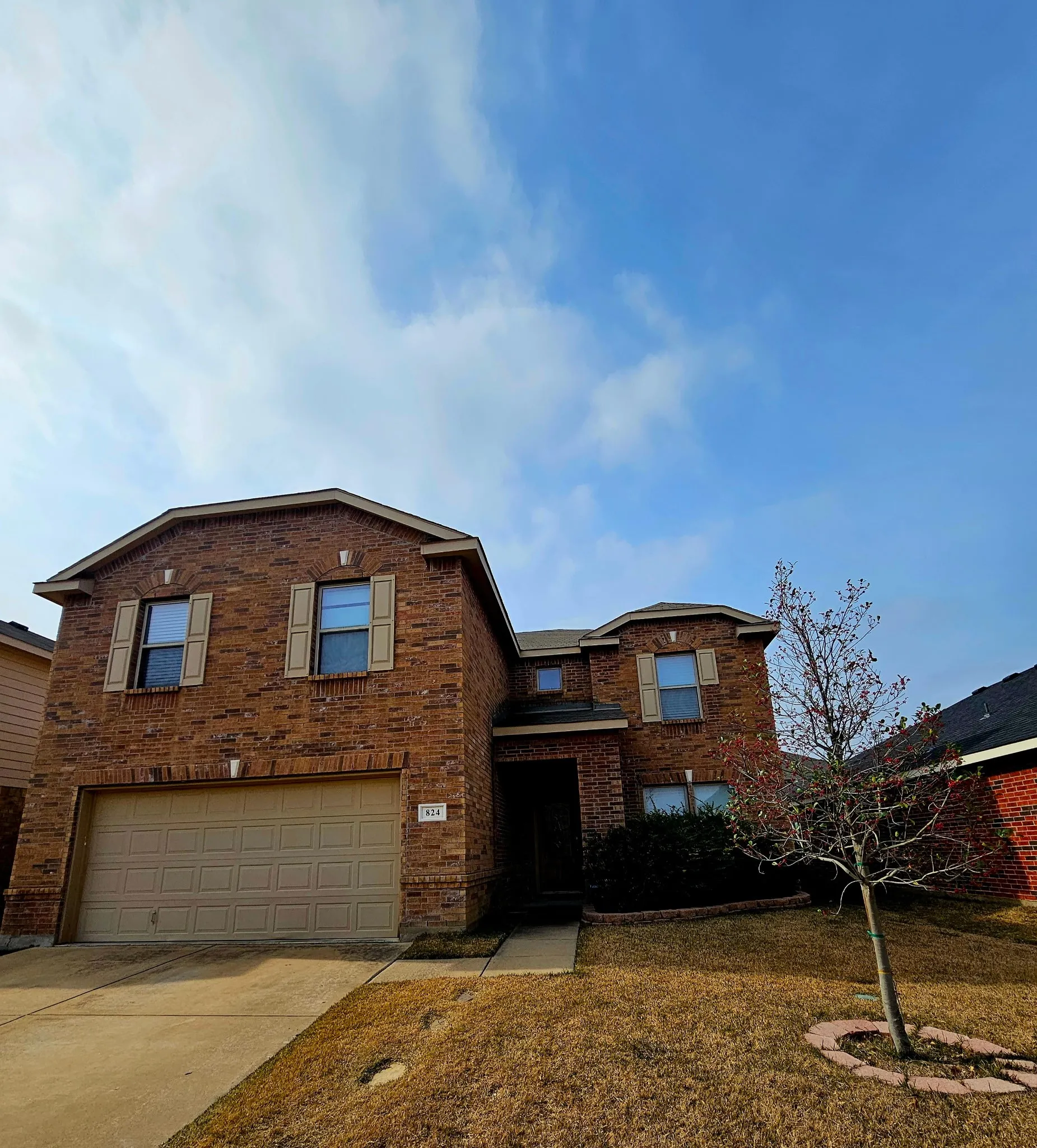 Single Family Residence For Rent in Tarrant County , 824 Green Heath Avenue, Fort Worth, Texas 76120, 3 Bedroom, 3 Bathroom, 2 Garage spaces, 2,642 Sqft, built in 2009, mls#21380157, Real Estate Agent in Fort Worth, Homes For Rent in Tarrant county, Homes For Rent in Fort Worth, Realtor in Fort Worth Texas, Real Estate Brokerage Independent Realty Texas, Luminita Cordes Realtor