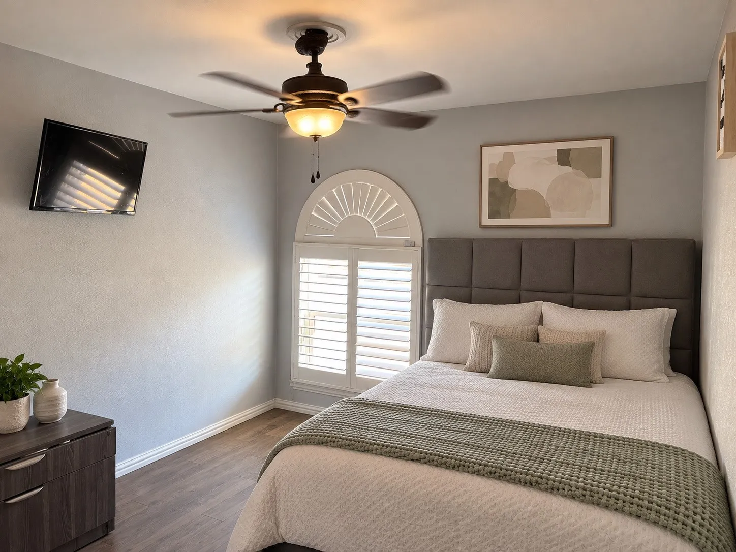 Single Family Residence For Rent in Dallas County , 3314 Ivanhoe Lane, Garland, Texas 75044, 3 Bedroom, 3 Bathroom, 2 Garage spaces, 1,868 Sqft, built in 1978, mls#21381438, Real Estate Agent in Garland, Homes For Rent in Dallas county, Homes For Rent in Garland, Realtor in Garland Texas, Real Estate Brokerage Independent Realty Texas, Luminita Cordes Realtor