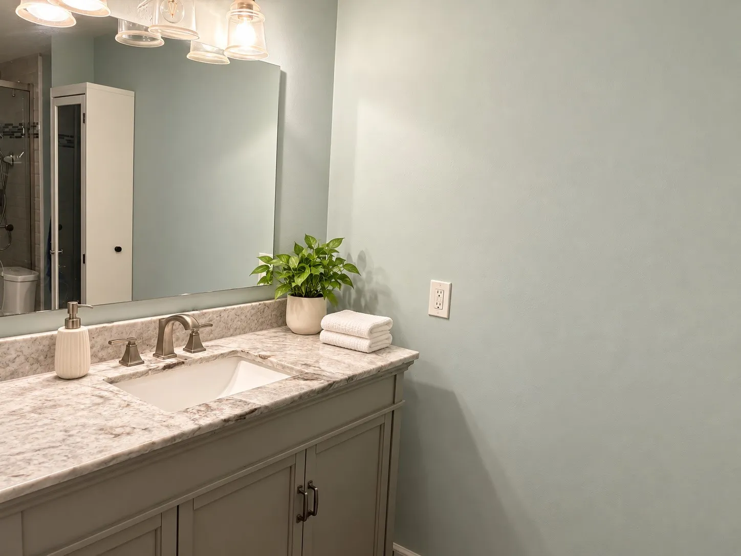 Single Family Residence For Rent in Dallas County , 3314 Ivanhoe Lane, Garland, Texas 75044, 3 Bedroom, 3 Bathroom, 2 Garage spaces, 1,868 Sqft, built in 1978, mls#21381438, Real Estate Agent in Garland, Homes For Rent in Dallas county, Homes For Rent in Garland, Realtor in Garland Texas, Real Estate Brokerage Independent Realty Texas, Luminita Cordes Realtor