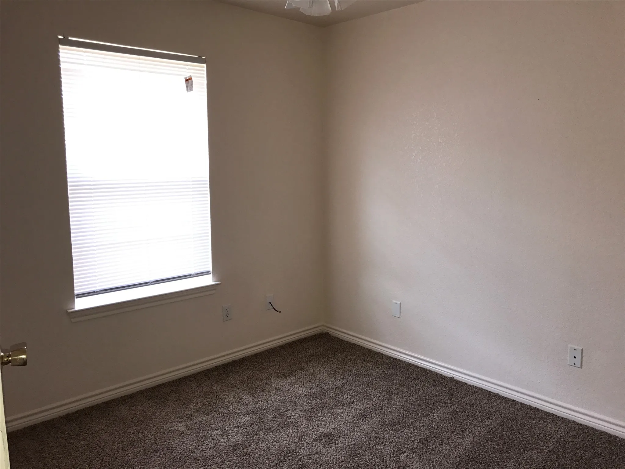 Single Family Residence For Rent in Henderson County , 309 WINDJAMMER Road, Gun Barrel City, Texas 75156, 4 Bedroom, 2 Bathroom, 2 Garage spaces, 1,584 Sqft, built in 2008, mls#21382769, Real Estate Agent in Gun Barrel City, Homes For Rent in Henderson county, Homes For Rent in Gun Barrel City, Realtor in Gun Barrel City Texas, Real Estate Brokerage Independent Realty Texas, Luminita Cordes Realtor