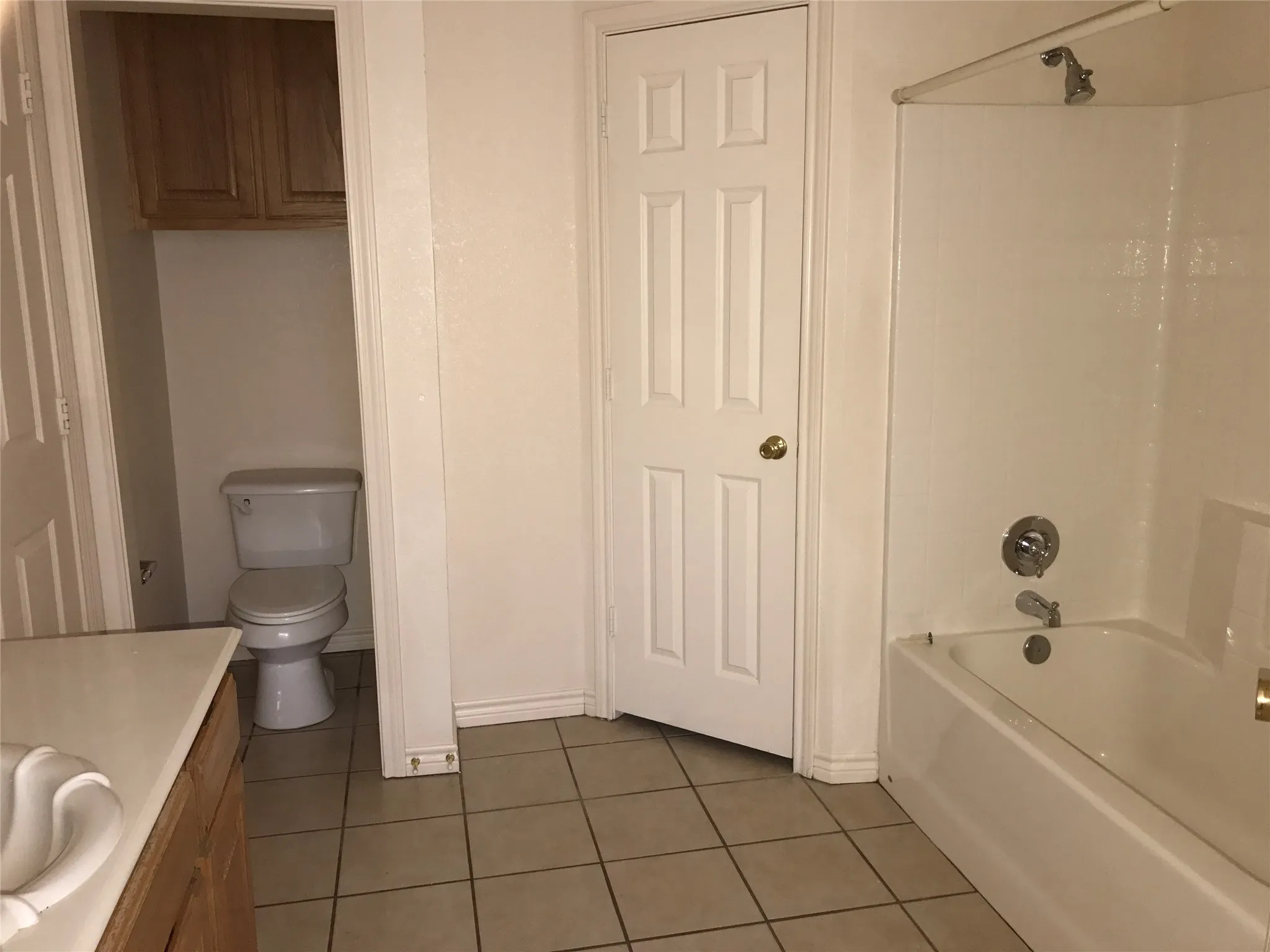 Single Family Residence For Rent in Henderson County , 309 WINDJAMMER Road, Gun Barrel City, Texas 75156, 4 Bedroom, 2 Bathroom, 2 Garage spaces, 1,584 Sqft, built in 2008, mls#21382769, Real Estate Agent in Gun Barrel City, Homes For Rent in Henderson county, Homes For Rent in Gun Barrel City, Realtor in Gun Barrel City Texas, Real Estate Brokerage Independent Realty Texas, Luminita Cordes Realtor