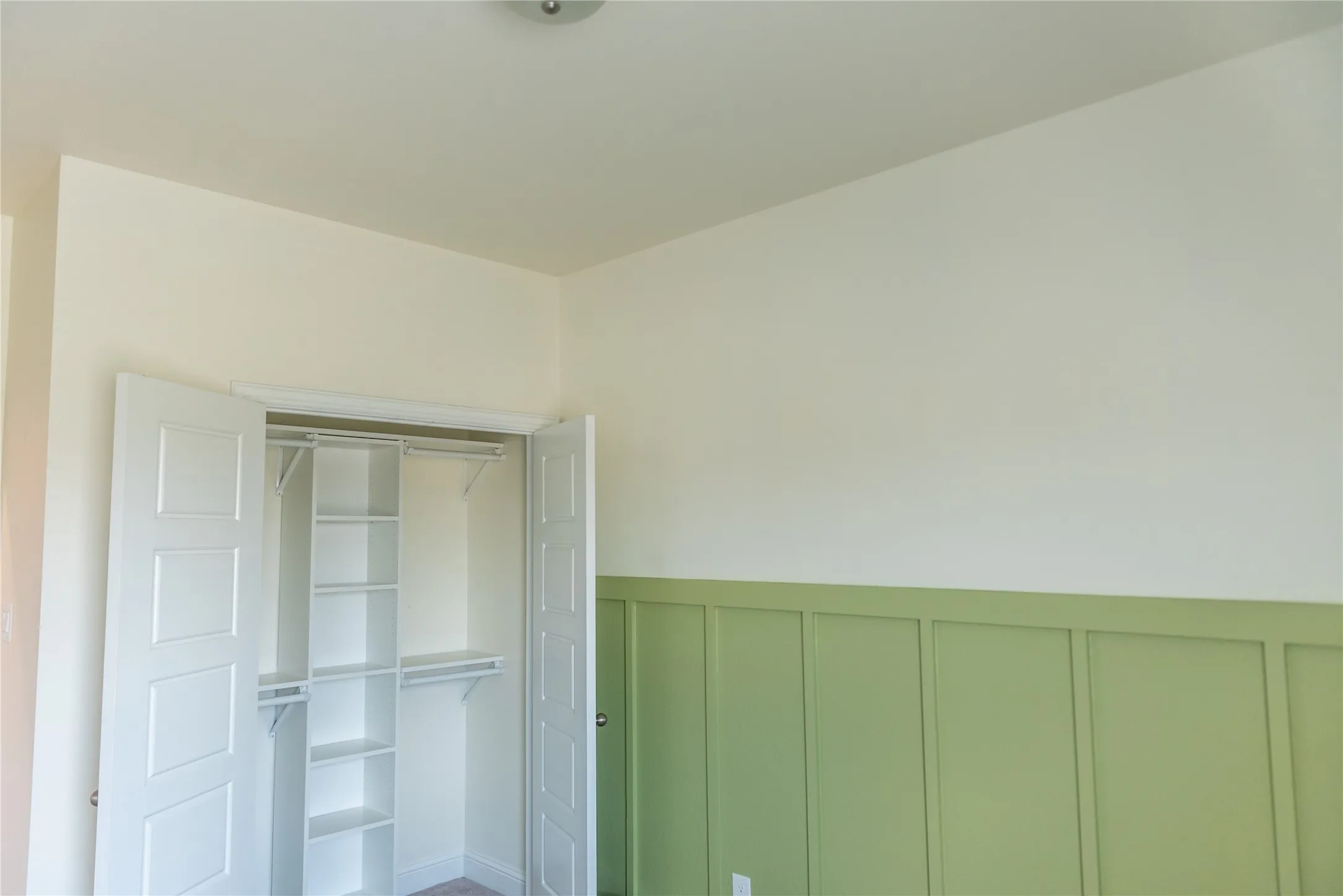 Single Family Residence For Rent in Dallas County , 2216 Palomino Street, Mesquite, Texas 75149, 4 Bedroom, 4 Bathroom, 2 Garage spaces, 2,290 Sqft, built in 2022, mls#21382770, Real Estate Agent in Mesquite, Homes For Rent in Dallas county, Homes For Rent in Mesquite, Realtor in Mesquite Texas, Real Estate Brokerage Independent Realty Texas, Luminita Cordes Realtor