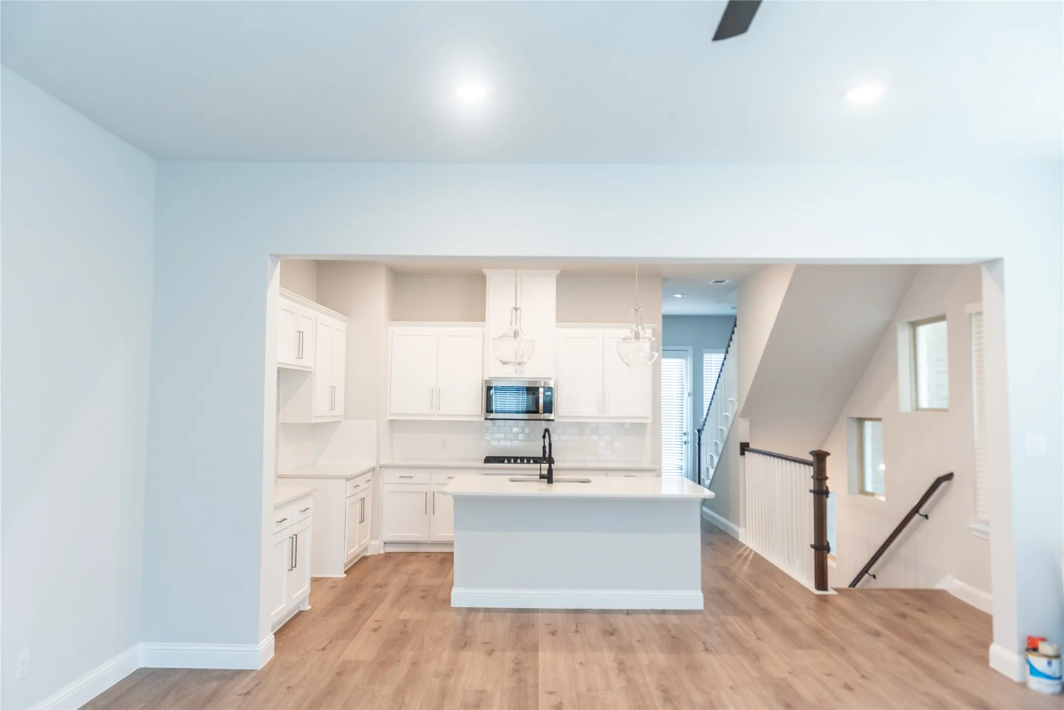 Single Family Residence For Rent in Dallas County , 2216 Palomino Street, Mesquite, Texas 75149, 4 Bedroom, 4 Bathroom, 2 Garage spaces, 2,290 Sqft, built in 2022, mls#21382770, Real Estate Agent in Mesquite, Homes For Rent in Dallas county, Homes For Rent in Mesquite, Realtor in Mesquite Texas, Real Estate Brokerage Independent Realty Texas, Luminita Cordes Realtor