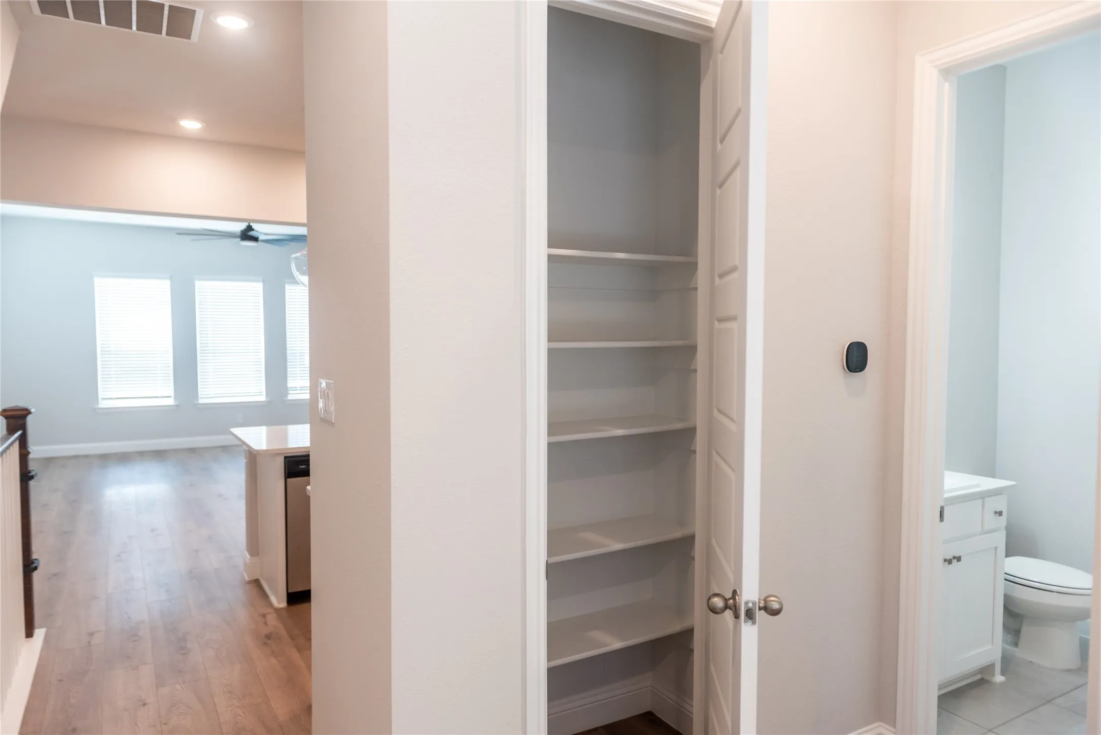 Single Family Residence For Rent in Dallas County , 2216 Palomino Street, Mesquite, Texas 75149, 4 Bedroom, 4 Bathroom, 2 Garage spaces, 2,290 Sqft, built in 2022, mls#21382770, Real Estate Agent in Mesquite, Homes For Rent in Dallas county, Homes For Rent in Mesquite, Realtor in Mesquite Texas, Real Estate Brokerage Independent Realty Texas, Luminita Cordes Realtor