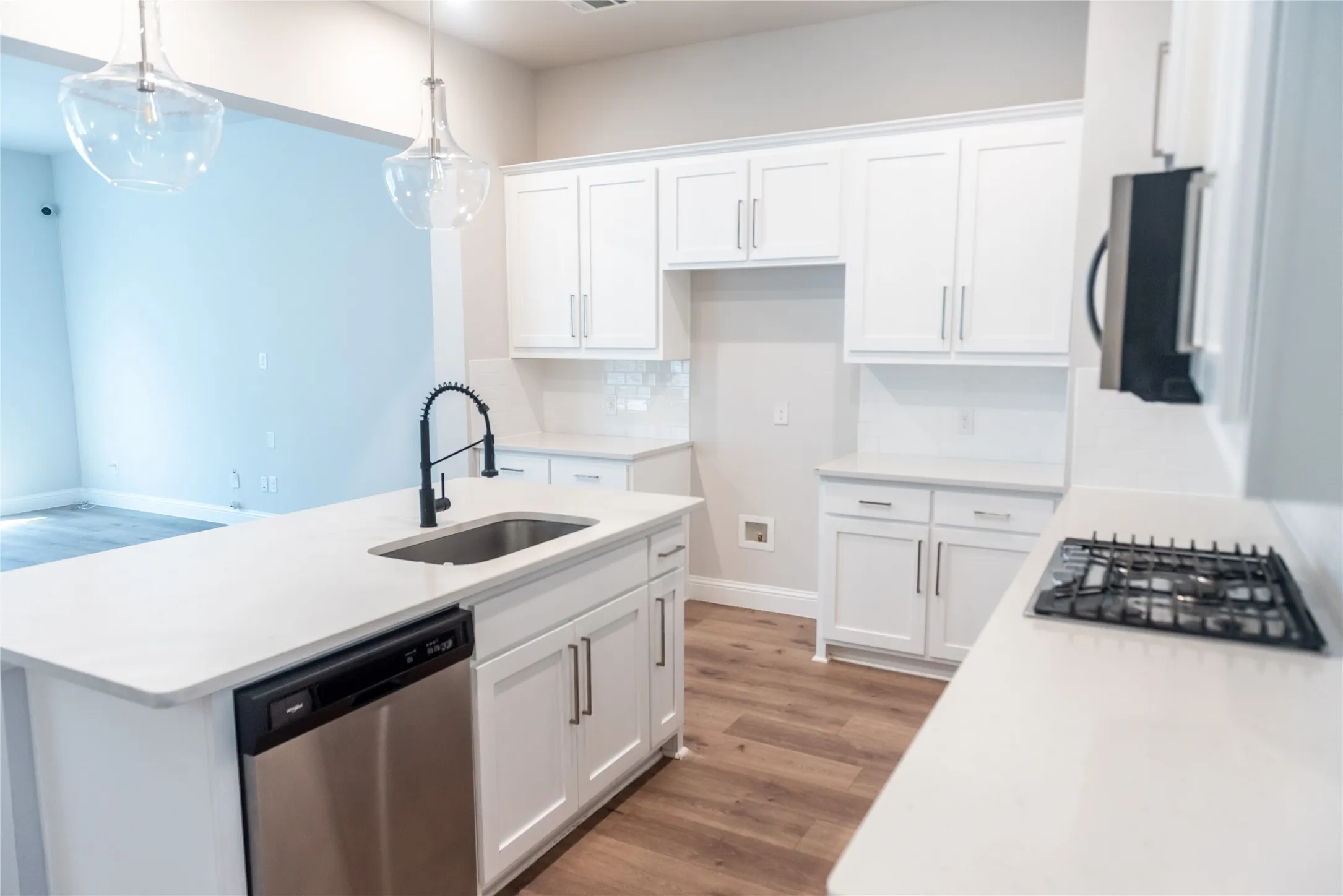 Single Family Residence For Rent in Dallas County , 2216 Palomino Street, Mesquite, Texas 75149, 4 Bedroom, 4 Bathroom, 2 Garage spaces, 2,290 Sqft, built in 2022, mls#21382770, Real Estate Agent in Mesquite, Homes For Rent in Dallas county, Homes For Rent in Mesquite, Realtor in Mesquite Texas, Real Estate Brokerage Independent Realty Texas, Luminita Cordes Realtor