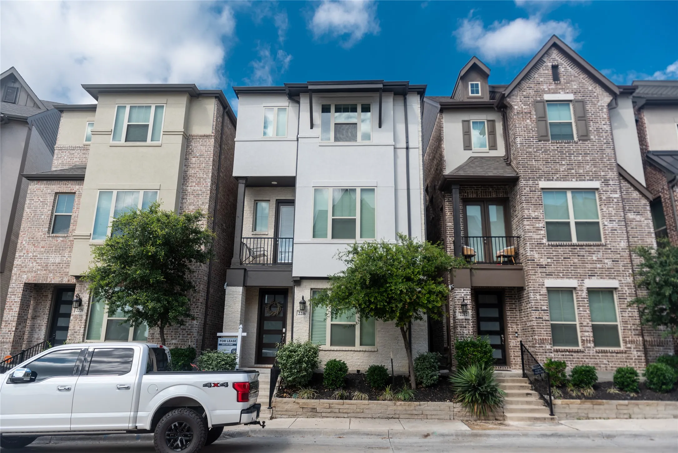 Single Family Residence For Rent in Dallas County , 2216 Palomino Street, Mesquite, Texas 75149, 4 Bedroom, 4 Bathroom, 2 Garage spaces, 2,290 Sqft, built in 2022, mls#21382770, Real Estate Agent in Mesquite, Homes For Rent in Dallas county, Homes For Rent in Mesquite, Realtor in Mesquite Texas, Real Estate Brokerage Independent Realty Texas, Luminita Cordes Realtor