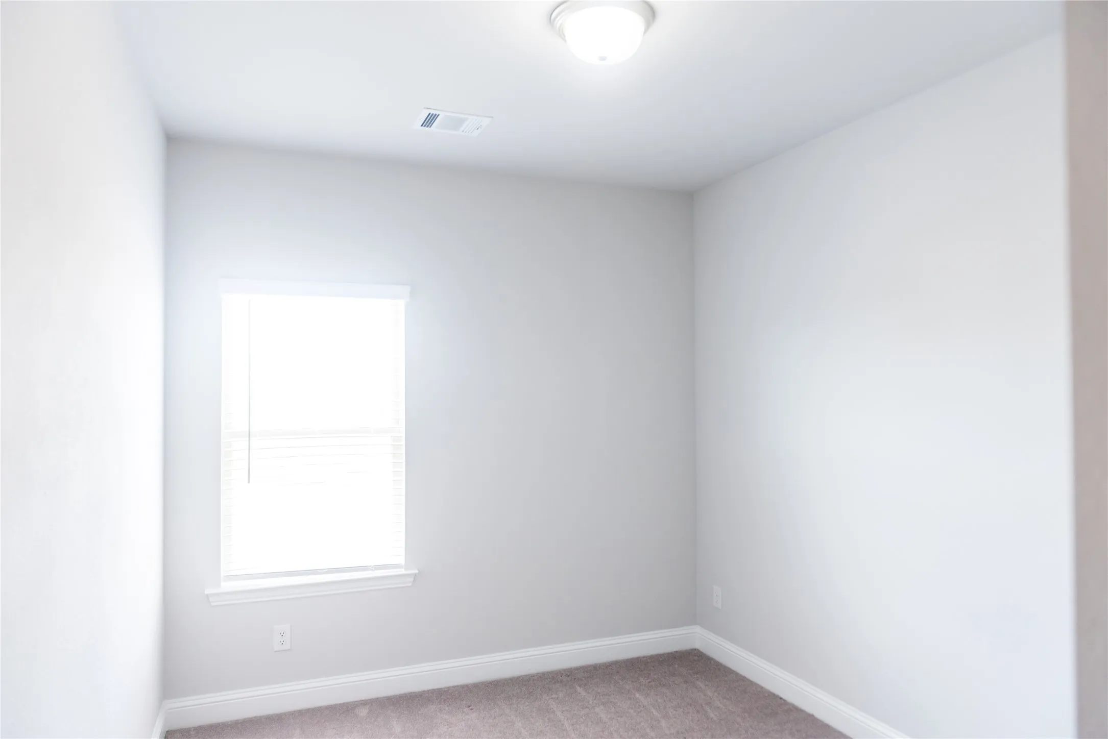 Single Family Residence For Rent in Dallas County , 2216 Palomino Street, Mesquite, Texas 75149, 4 Bedroom, 4 Bathroom, 2 Garage spaces, 2,290 Sqft, built in 2022, mls#21382770, Real Estate Agent in Mesquite, Homes For Rent in Dallas county, Homes For Rent in Mesquite, Realtor in Mesquite Texas, Real Estate Brokerage Independent Realty Texas, Luminita Cordes Realtor