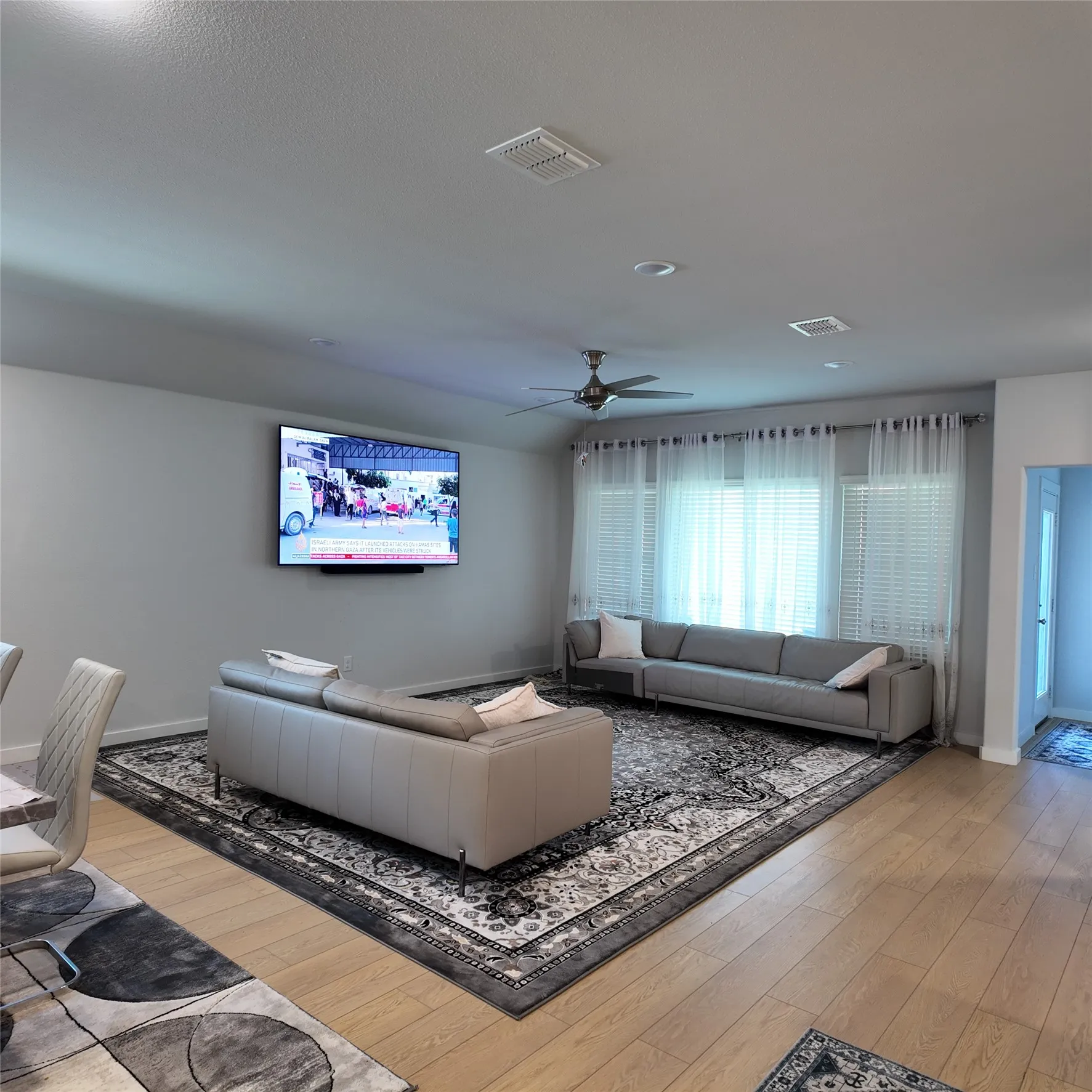 Single Family Residence For Rent in Collin County , 208 Hope Orchards Drive, Lavon, Texas 75166, 4 Bedroom, 3 Bathroom, 2 Garage spaces, 2,174 Sqft, built in 2023, mls#21382768, Real Estate Agent in Lavon, Homes For Rent in Collin county, Homes For Rent in Lavon, Realtor in Lavon Texas, Real Estate Brokerage Independent Realty Texas, Luminita Cordes Realtor