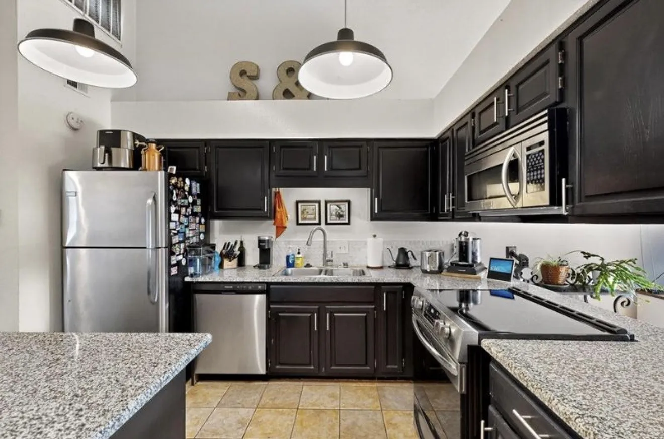 Single Family Residence For Rent in Dallas County , 9222 Church Road 114, Dallas, Texas 75231, 1 Bedroom, 2 Bathroom, 1 Garage spaces, 1,002 Sqft, built in 1983, mls#21380426, Real Estate Agent in Dallas, Homes For Rent in Dallas county, Homes For Rent in Dallas, Realtor in Dallas Texas, Real Estate Brokerage Independent Realty Texas, Luminita Cordes Realtor