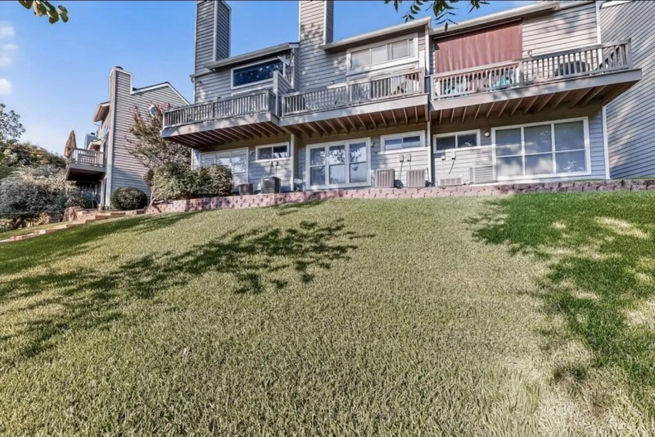 Single Family Residence For Rent in Dallas County , 9222 Church Road 114, Dallas, Texas 75231, 1 Bedroom, 2 Bathroom, 1 Garage spaces, 1,002 Sqft, built in 1983, mls#21380426, Real Estate Agent in Dallas, Homes For Rent in Dallas county, Homes For Rent in Dallas, Realtor in Dallas Texas, Real Estate Brokerage Independent Realty Texas, Luminita Cordes Realtor