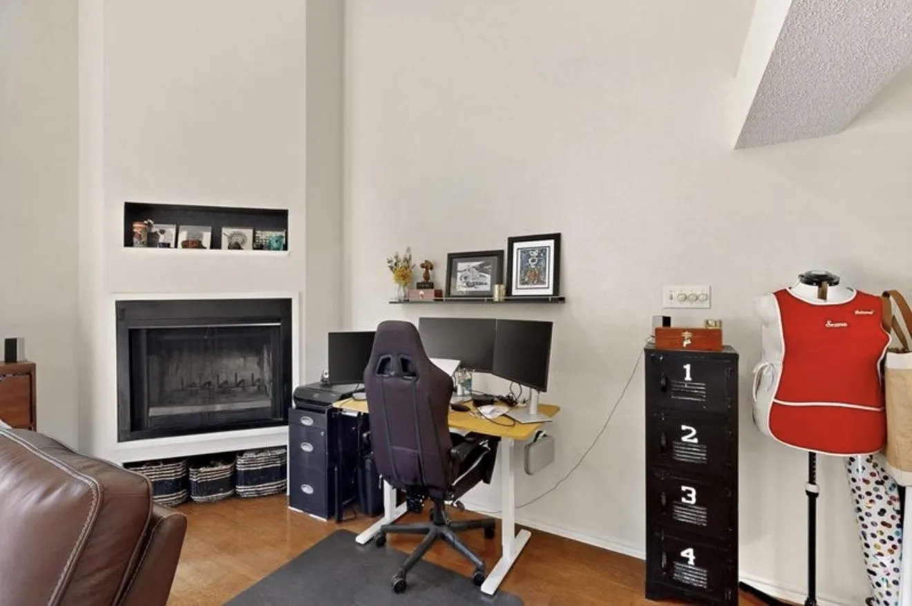 Single Family Residence For Rent in Dallas County , 9222 Church Road 114, Dallas, Texas 75231, 1 Bedroom, 2 Bathroom, 1 Garage spaces, 1,002 Sqft, built in 1983, mls#21380426, Real Estate Agent in Dallas, Homes For Rent in Dallas county, Homes For Rent in Dallas, Realtor in Dallas Texas, Real Estate Brokerage Independent Realty Texas, Luminita Cordes Realtor