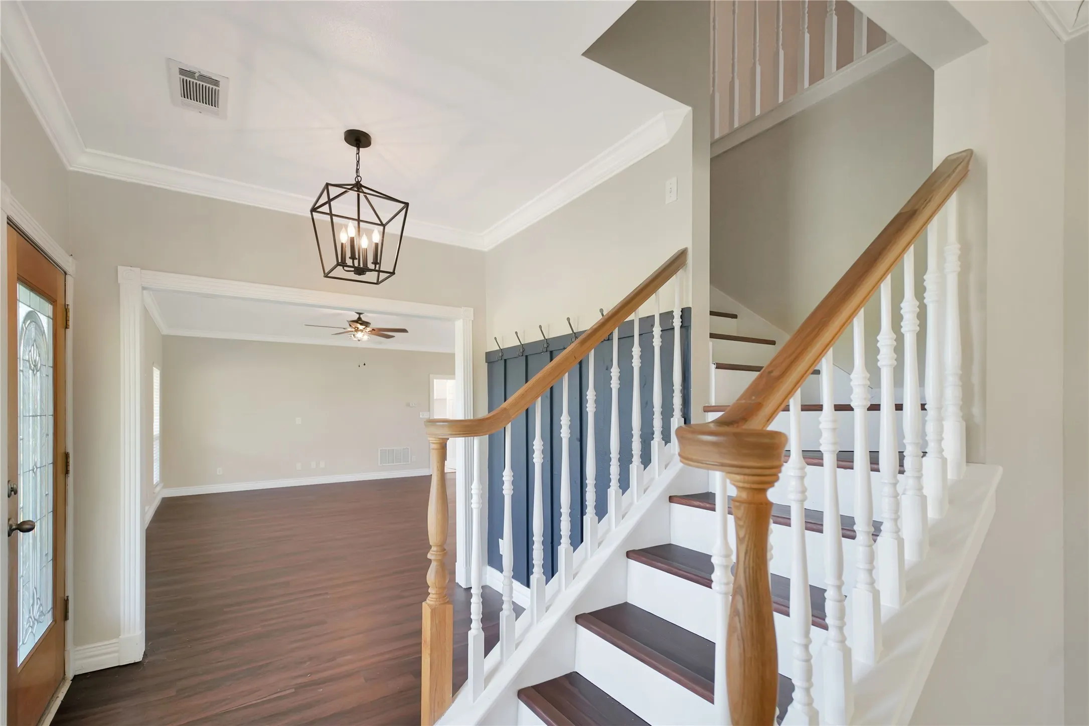 Single Family Residence For Sale in Van Zandt County , 2473 Vz County Road 2621, Wills Point, Texas 75169, 4 Bedroom, 3 Bathroom, Garage spaces, 3,072 Sqft, built in 2003, mls#21382772, Real Estate Agent in Wills Point, Homes For Sale in Van Zandt county, Homes For Sale in Wills Point, Realtor in Wills Point Texas, Real Estate Brokerage Independent Realty Texas, Luminita Cordes Realtor