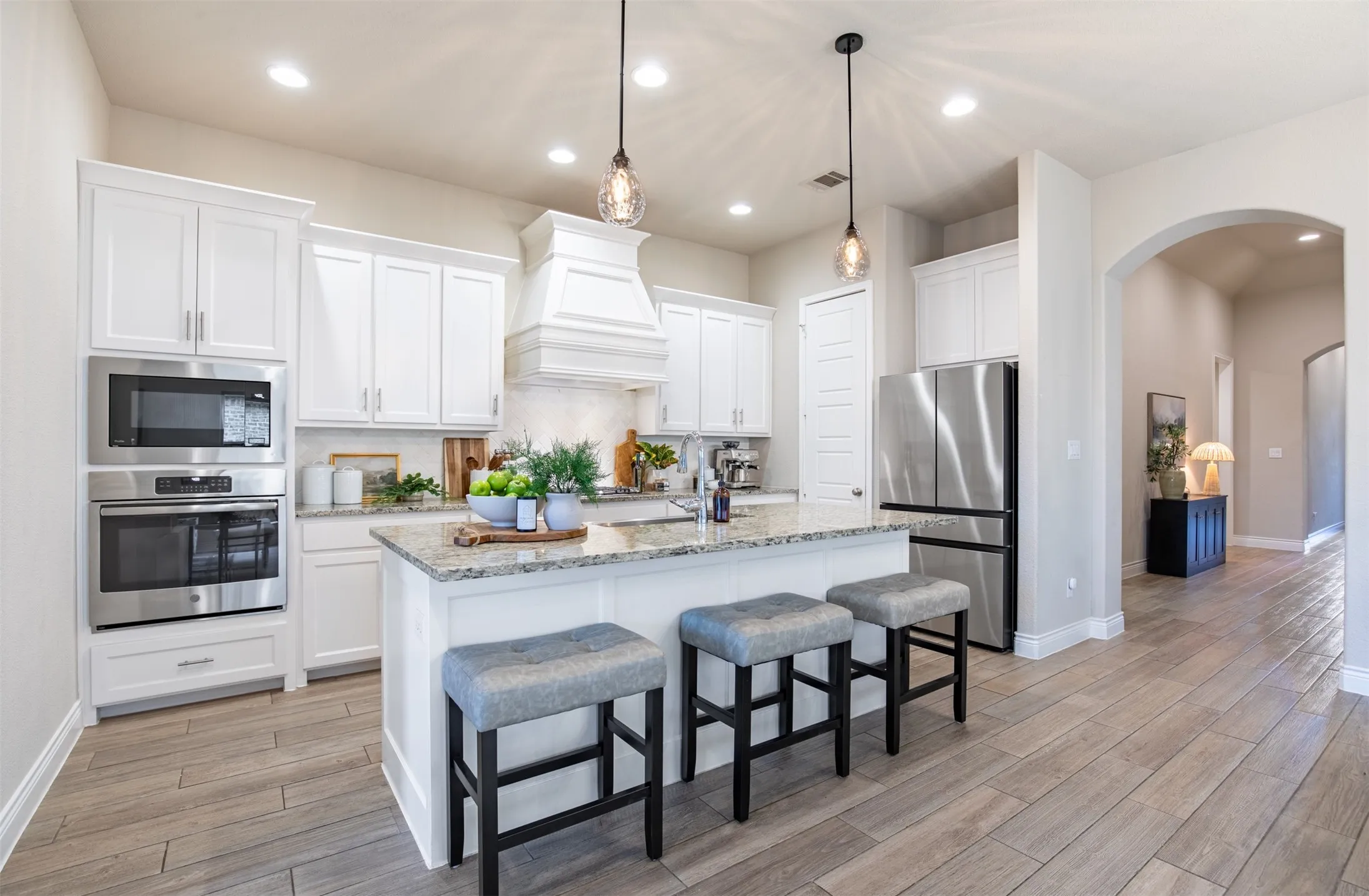 Single Family Residence For Sale in Collin County , 8620 Holliday Creek Way, Mc Kinney, Texas 75071, 4 Bedroom, 3 Bathroom, 2 Garage spaces, 2,223 Sqft, built in 2018, mls#21382664, Real Estate Agent in Mc Kinney, Homes For Sale in Collin county, Homes For Sale in Mc Kinney, Realtor in Mc Kinney Texas, Real Estate Brokerage Independent Realty Texas, Luminita Cordes Realtor