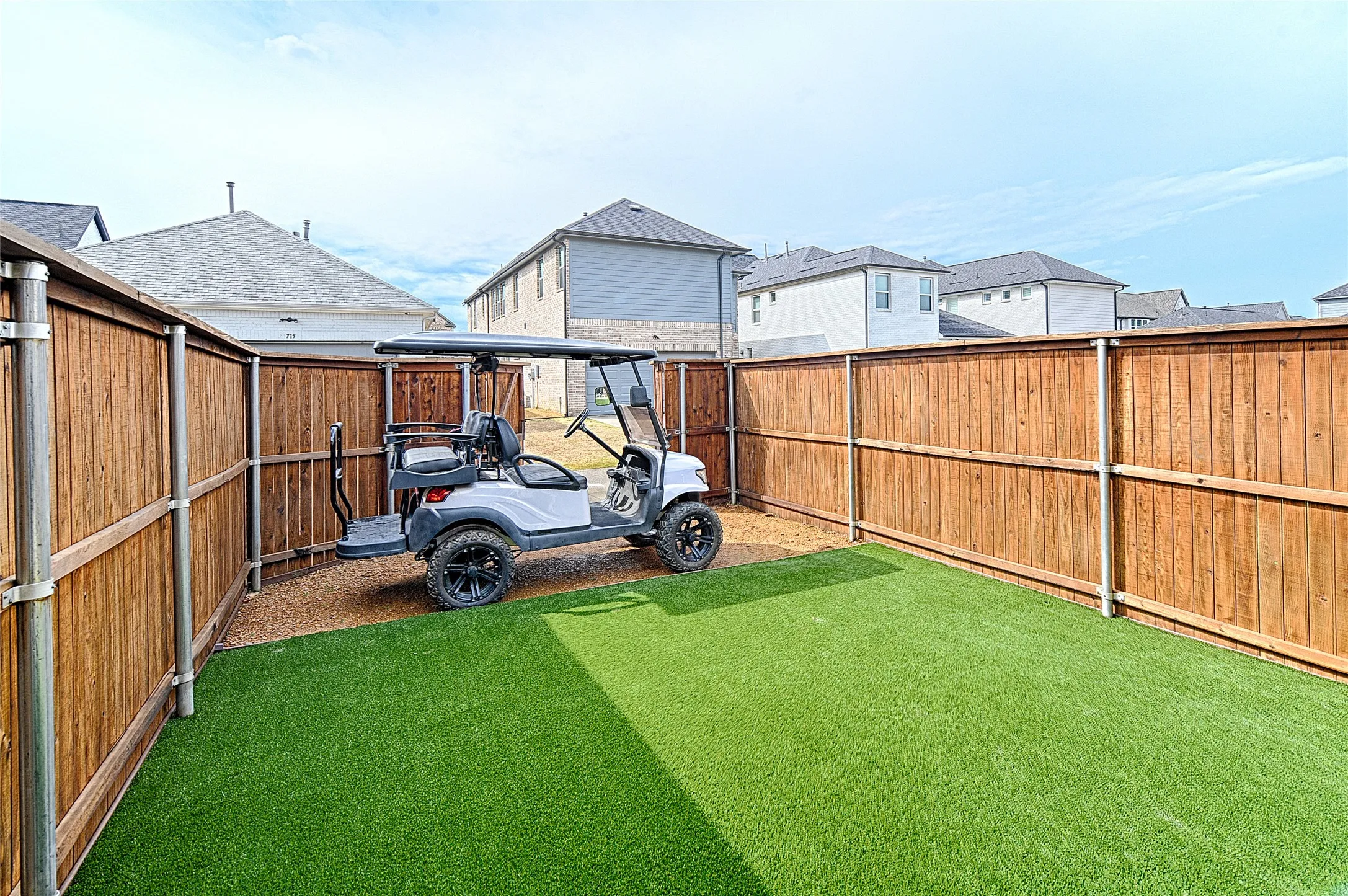 Single Family Residence For Sale in Collin County , 714 Halpin Avenue, Celina, Texas 75009, 4 Bedroom, 3 Bathroom, 2 Garage spaces, 3,006 Sqft, built in 2019, mls#21382776, Real Estate Agent in Celina, Homes For Sale in Collin county, Homes For Sale in Celina, Realtor in Celina Texas, Real Estate Brokerage Independent Realty Texas, Luminita Cordes Realtor