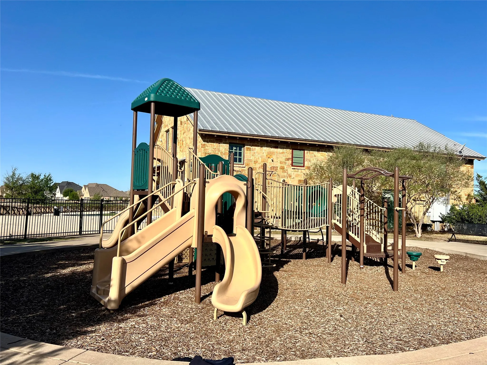Single Family Residence For Sale in Collin County , 714 Halpin Avenue, Celina, Texas 75009, 4 Bedroom, 3 Bathroom, 2 Garage spaces, 3,006 Sqft, built in 2019, mls#21382776, Real Estate Agent in Celina, Homes For Sale in Collin county, Homes For Sale in Celina, Realtor in Celina Texas, Real Estate Brokerage Independent Realty Texas, Luminita Cordes Realtor
