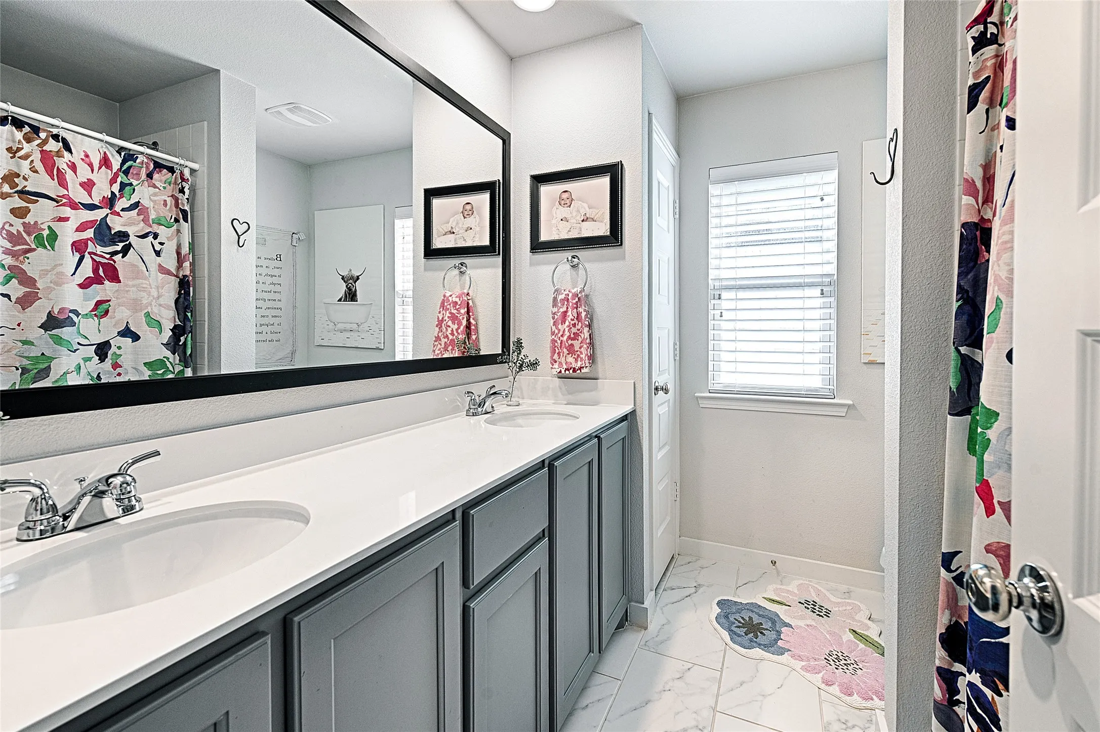 Single Family Residence For Sale in Collin County , 714 Halpin Avenue, Celina, Texas 75009, 4 Bedroom, 3 Bathroom, 2 Garage spaces, 3,006 Sqft, built in 2019, mls#21382776, Real Estate Agent in Celina, Homes For Sale in Collin county, Homes For Sale in Celina, Realtor in Celina Texas, Real Estate Brokerage Independent Realty Texas, Luminita Cordes Realtor