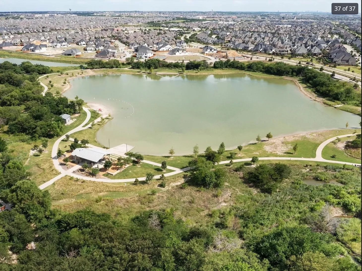 Single Family Residence For Sale in Collin County , 714 Halpin Avenue, Celina, Texas 75009, 4 Bedroom, 3 Bathroom, 2 Garage spaces, 3,006 Sqft, built in 2019, mls#21382776, Real Estate Agent in Celina, Homes For Sale in Collin county, Homes For Sale in Celina, Realtor in Celina Texas, Real Estate Brokerage Independent Realty Texas, Luminita Cordes Realtor