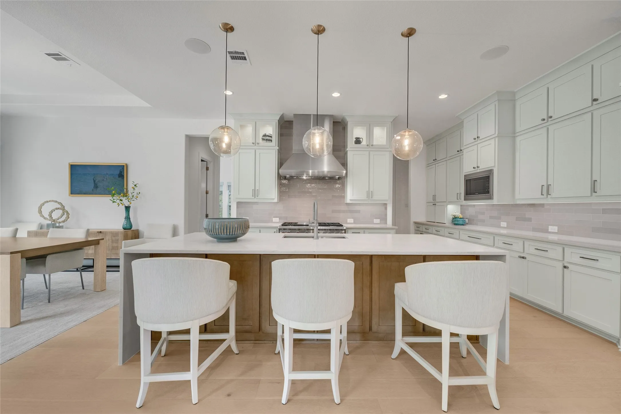 Single Family Residence For Sale in Denton County , 1733 Aspen Crossing, Oak Point, Texas 75068, 4 Bedroom, 5 Bathroom, 3 Garage spaces, 4,116 Sqft, built in 2024, mls#21382138, Real Estate Agent in Oak Point, Homes For Sale in Denton county, Homes For Sale in Oak Point, Realtor in Oak Point Texas, Real Estate Brokerage Independent Realty Texas, Luminita Cordes Realtor