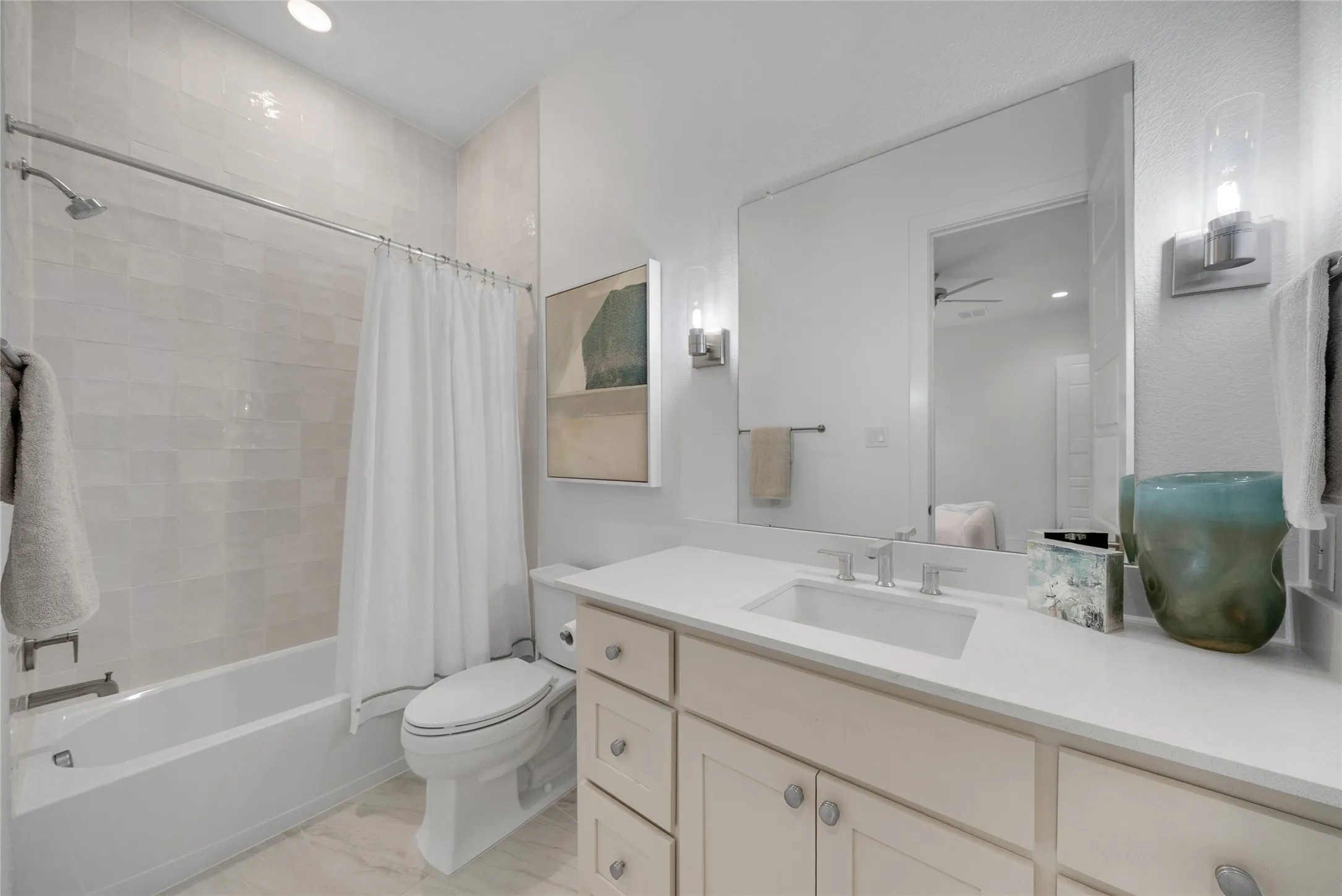 Every bedroom has their own en-suite bathroom