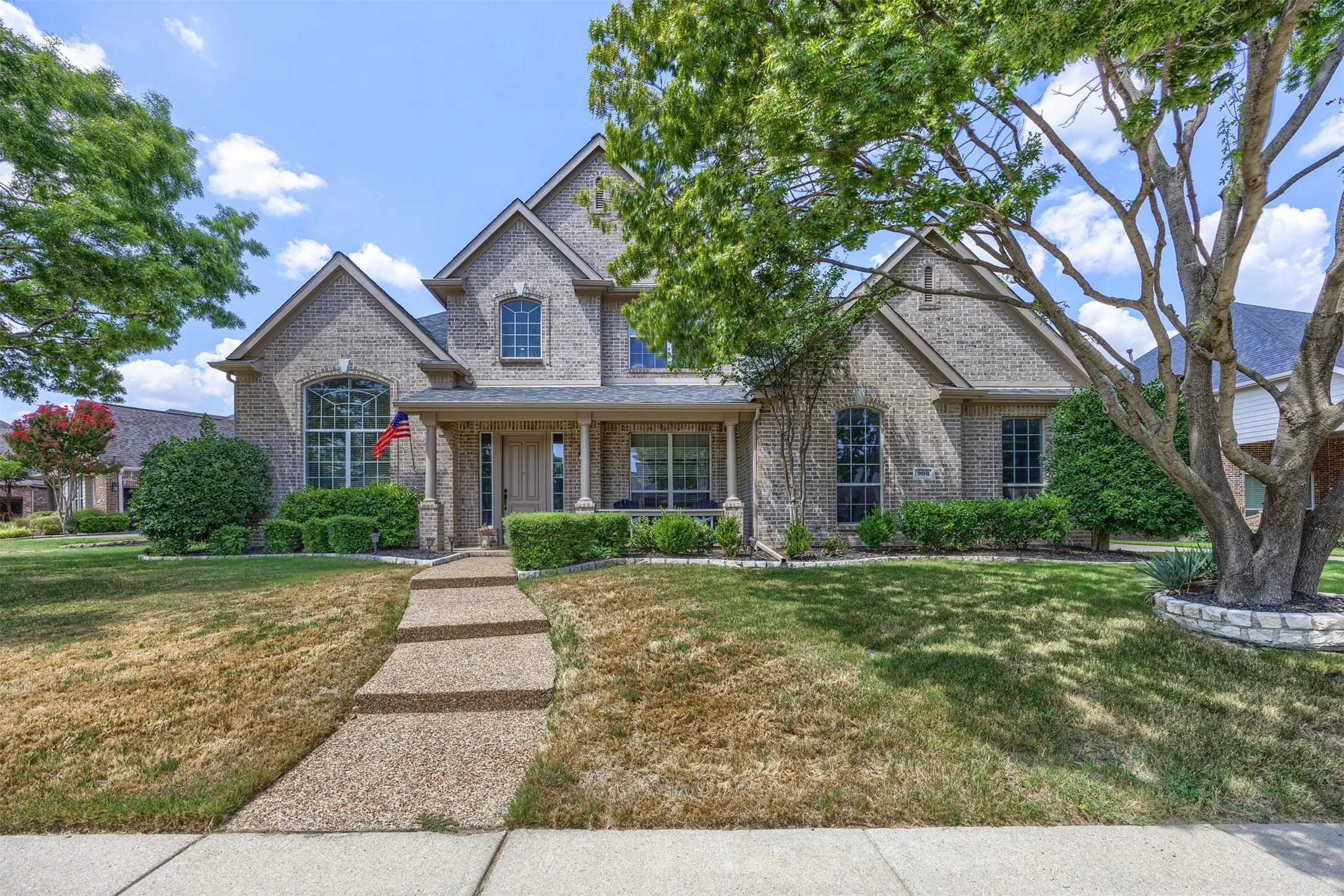 Single Family Residence For Sale in Collin County , 908 Woodhaven Drive, Mc Kinney, Texas 75072, 5 Bedroom, 4 Bathroom, 3 Garage spaces, 3,940 Sqft, built in 2002, mls#21375291, Real Estate Agent in Mc Kinney, Homes For Sale in Collin county, Homes For Sale in Mc Kinney, Realtor in Mc Kinney Texas, Real Estate Brokerage Independent Realty Texas, Luminita Cordes Realtor