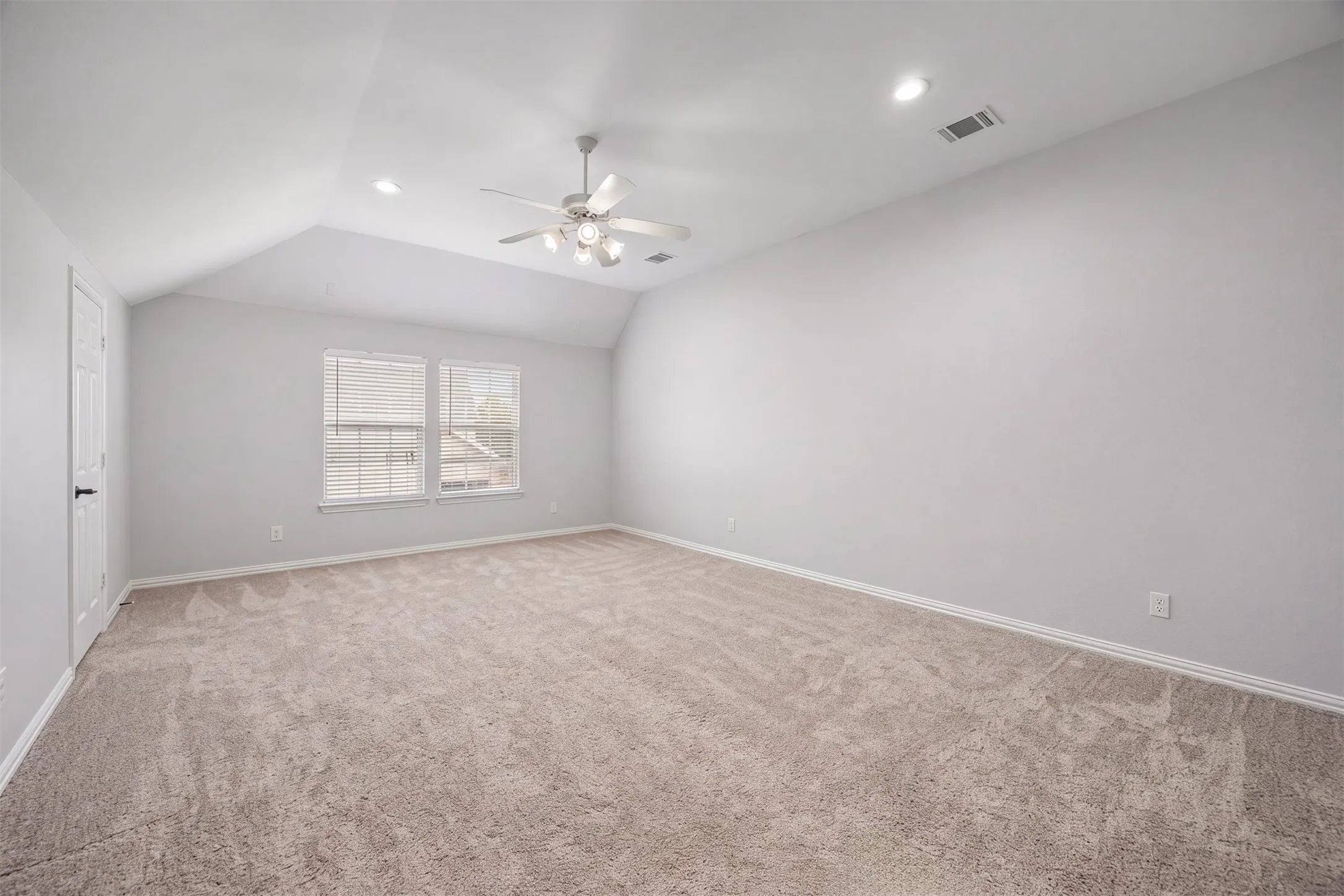 Here is the additional media or craft room (emptied) perfect for movie nights, watching the big game or getting creative. So nice to have options!